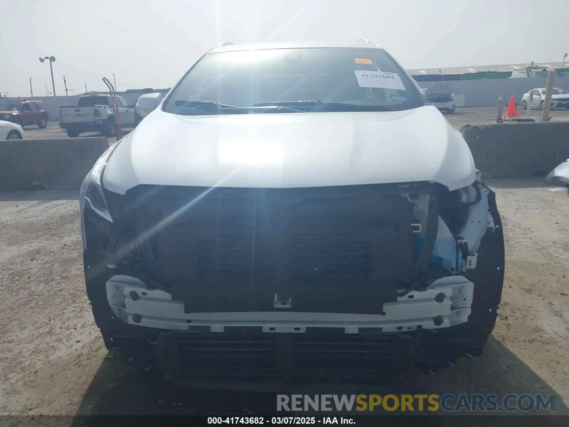 13 Photograph of a damaged car 1GYKNCR44NZ168240 CADILLAC XT5 2022