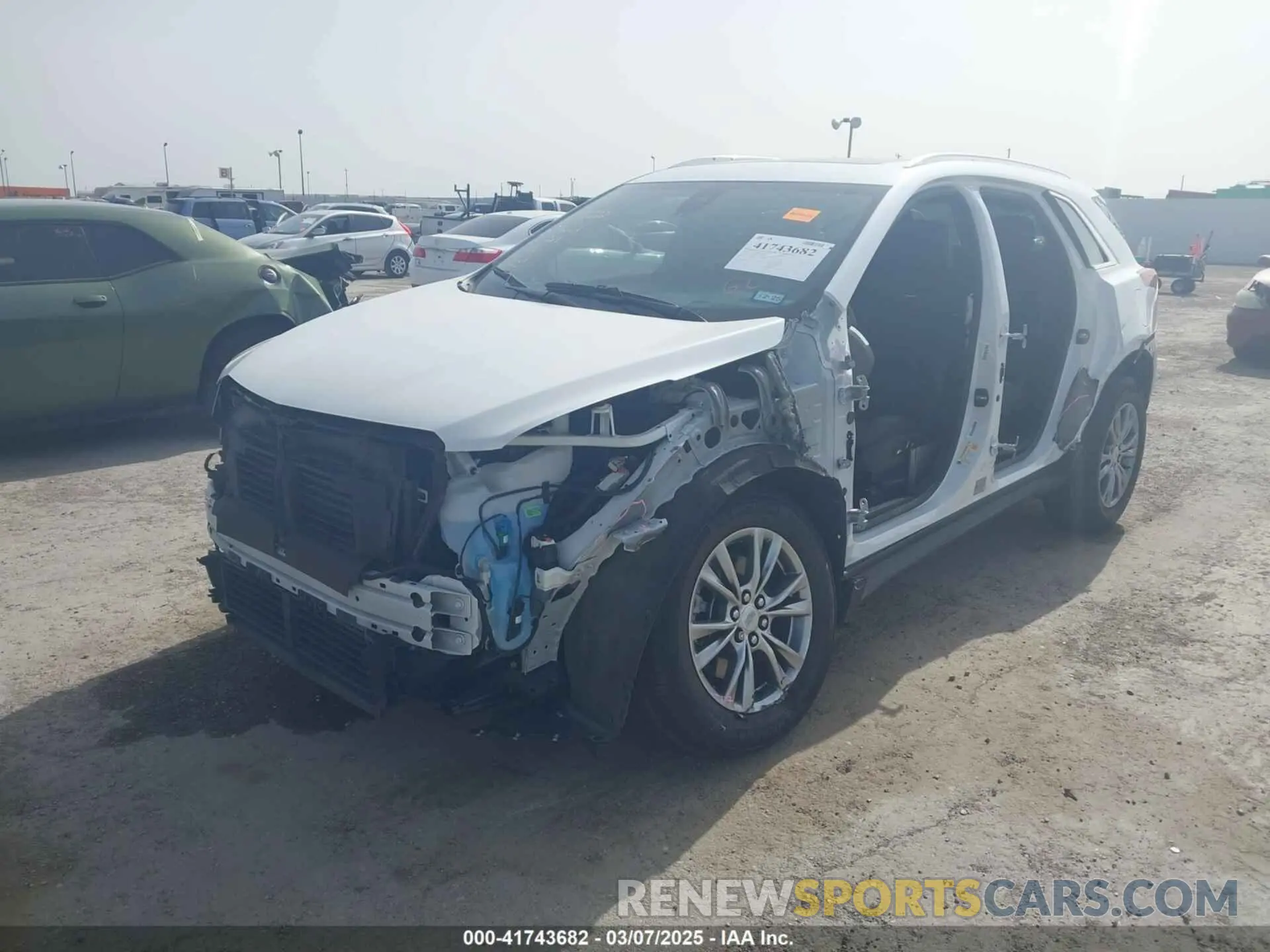 2 Photograph of a damaged car 1GYKNCR44NZ168240 CADILLAC XT5 2022