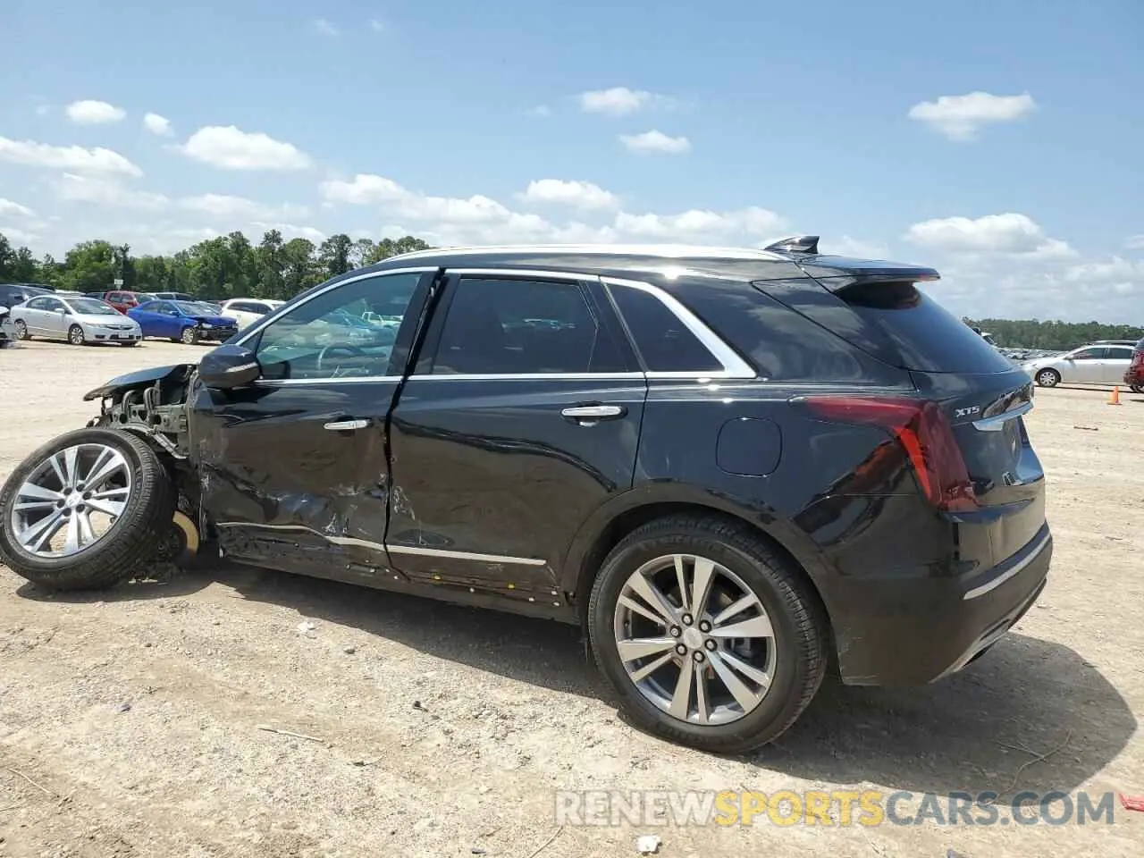 2 Фотография поврежденного автомобиля 1GYKNCRS0NZ178827 CADILLAC XT5 2022