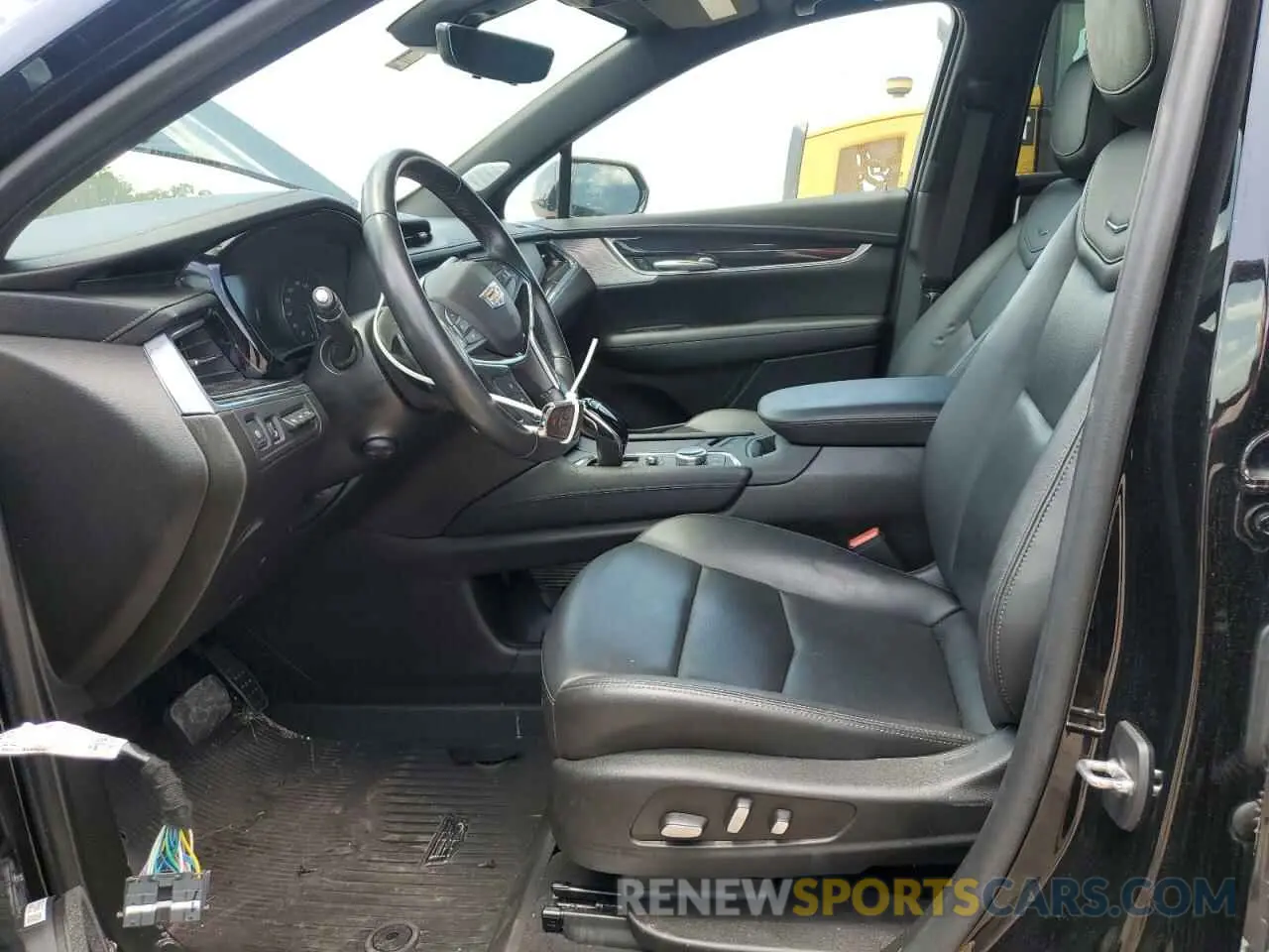 7 Фотография поврежденного автомобиля 1GYKNCRS0NZ178827 CADILLAC XT5 2022