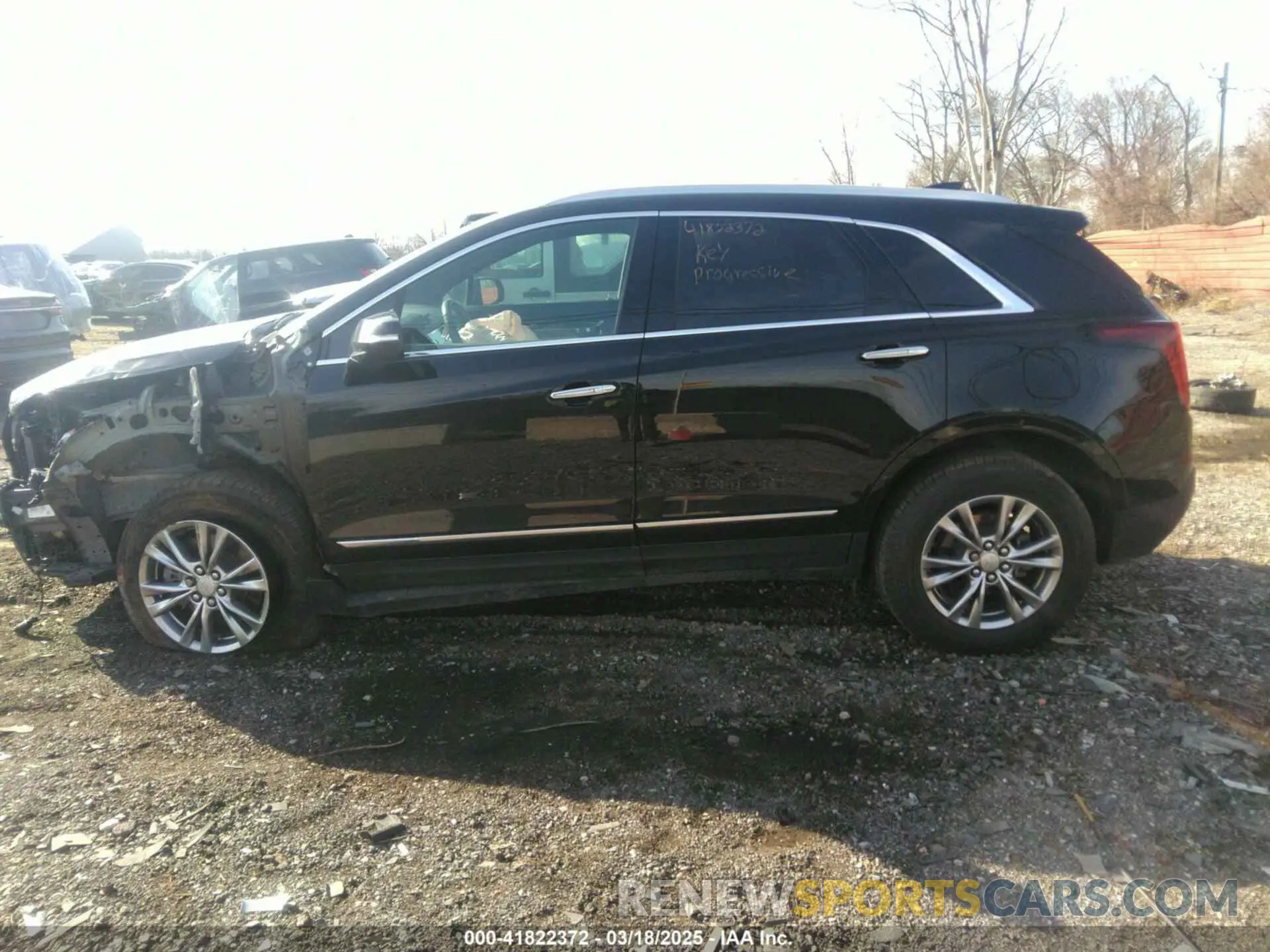 14 Photograph of a damaged car 1GYKNDR4XNZ164098 CADILLAC XT5 2022