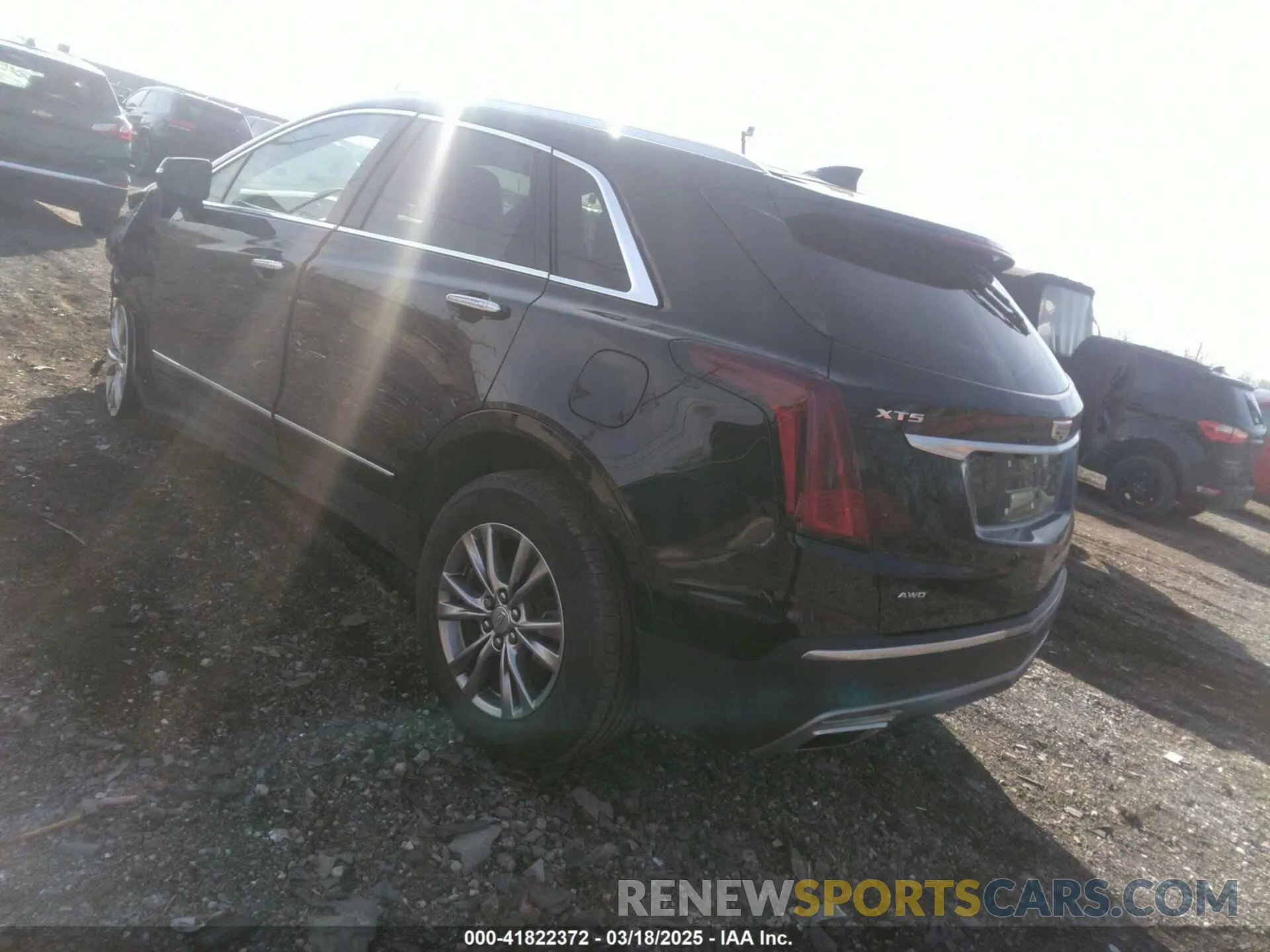 3 Photograph of a damaged car 1GYKNDR4XNZ164098 CADILLAC XT5 2022