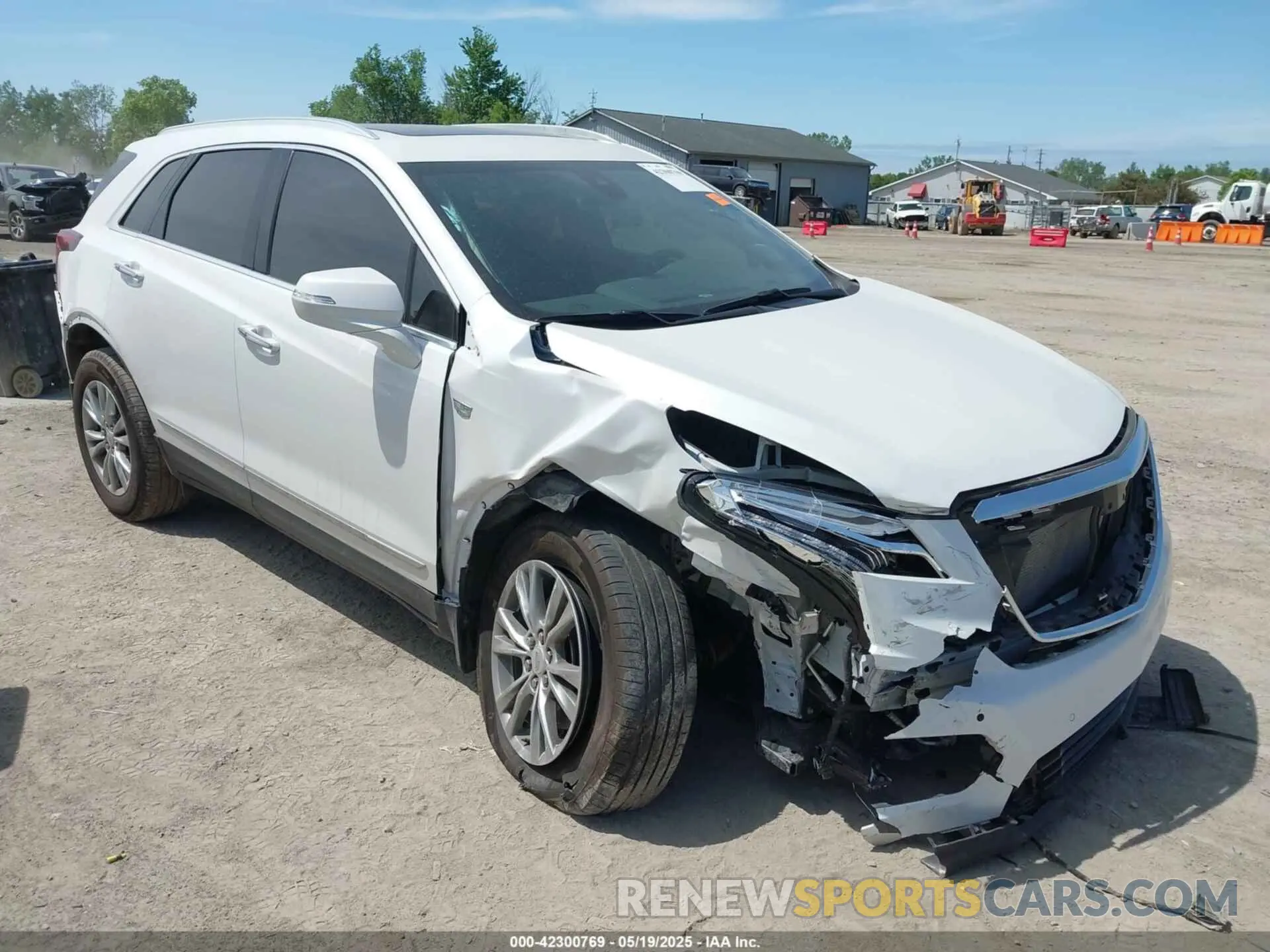 1 Фотография поврежденного автомобиля 1GYKNDRS7NZ155485 CADILLAC XT5 2022