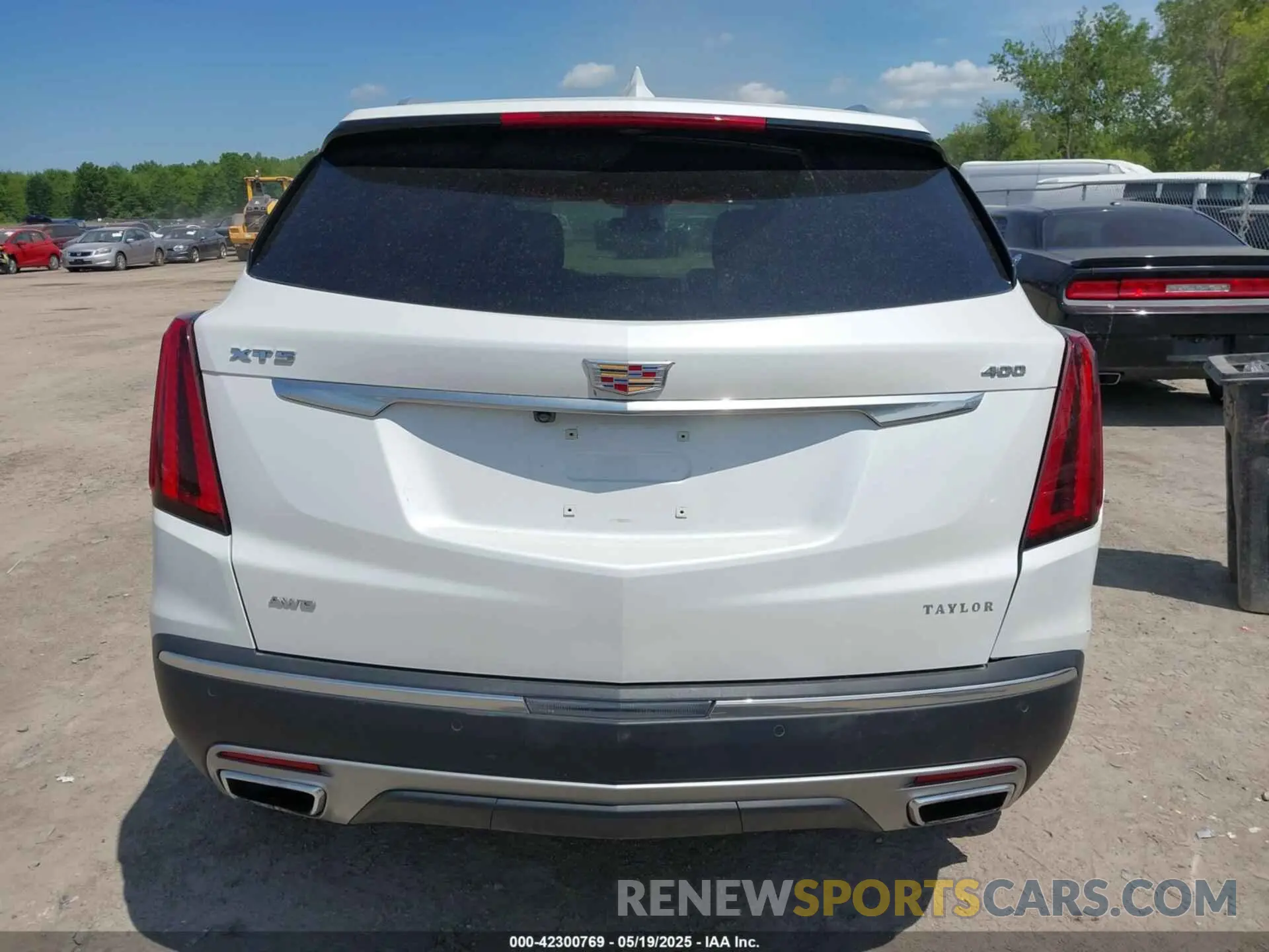 17 Фотография поврежденного автомобиля 1GYKNDRS7NZ155485 CADILLAC XT5 2022