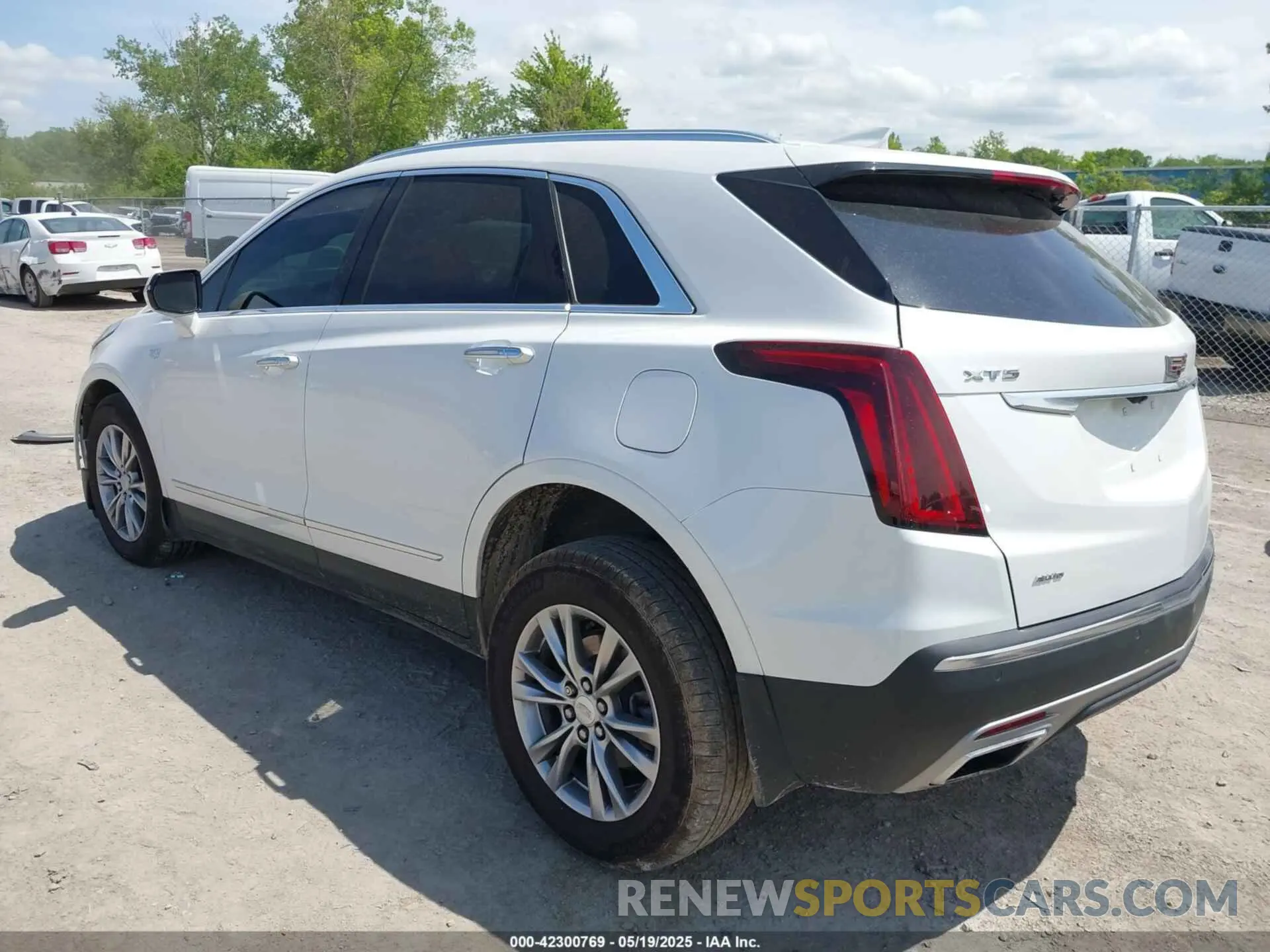 3 Фотография поврежденного автомобиля 1GYKNDRS7NZ155485 CADILLAC XT5 2022