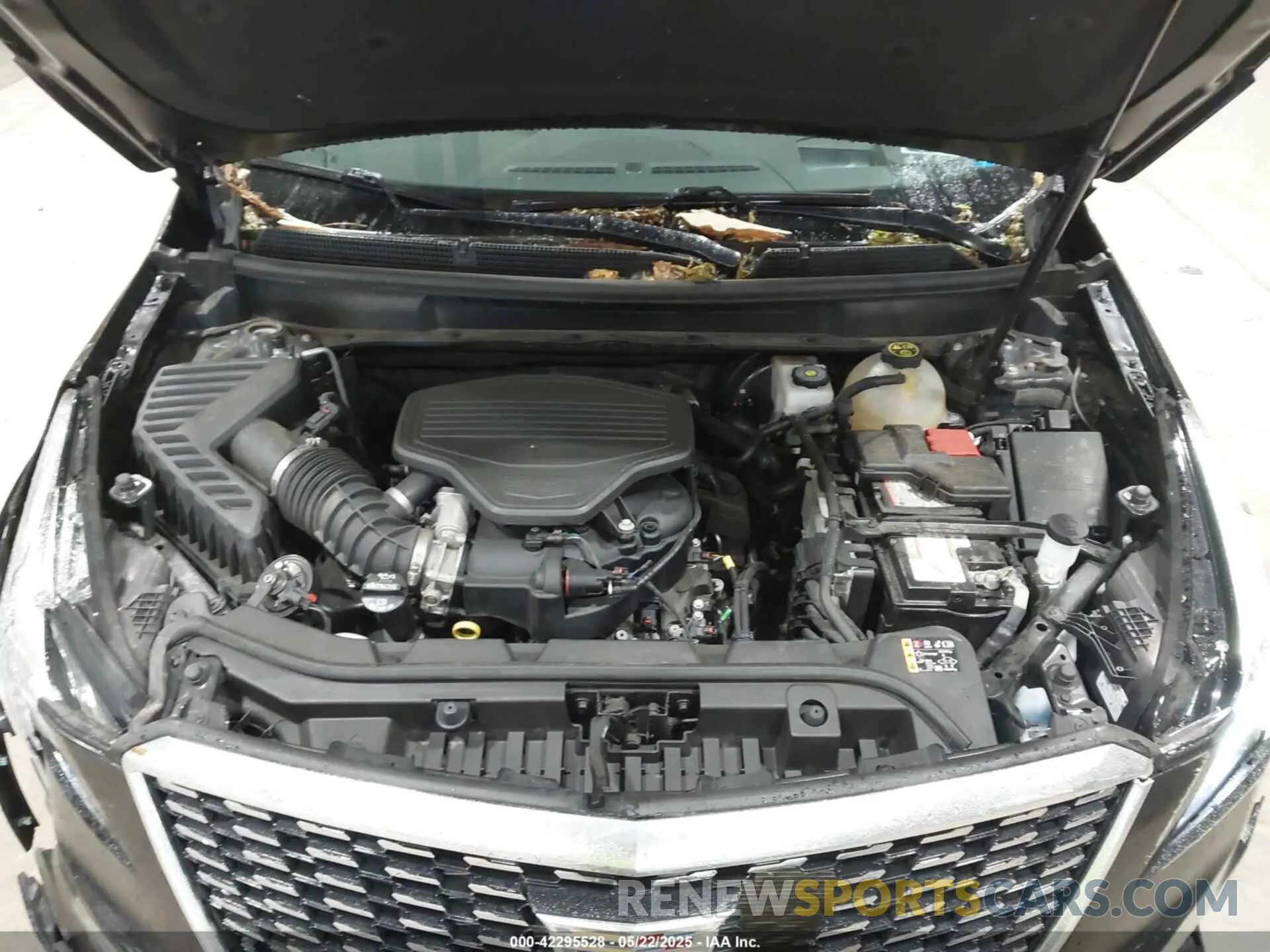 10 Photograph of a damaged car 1GYKNDRS8NZ163725 CADILLAC XT5 2022
