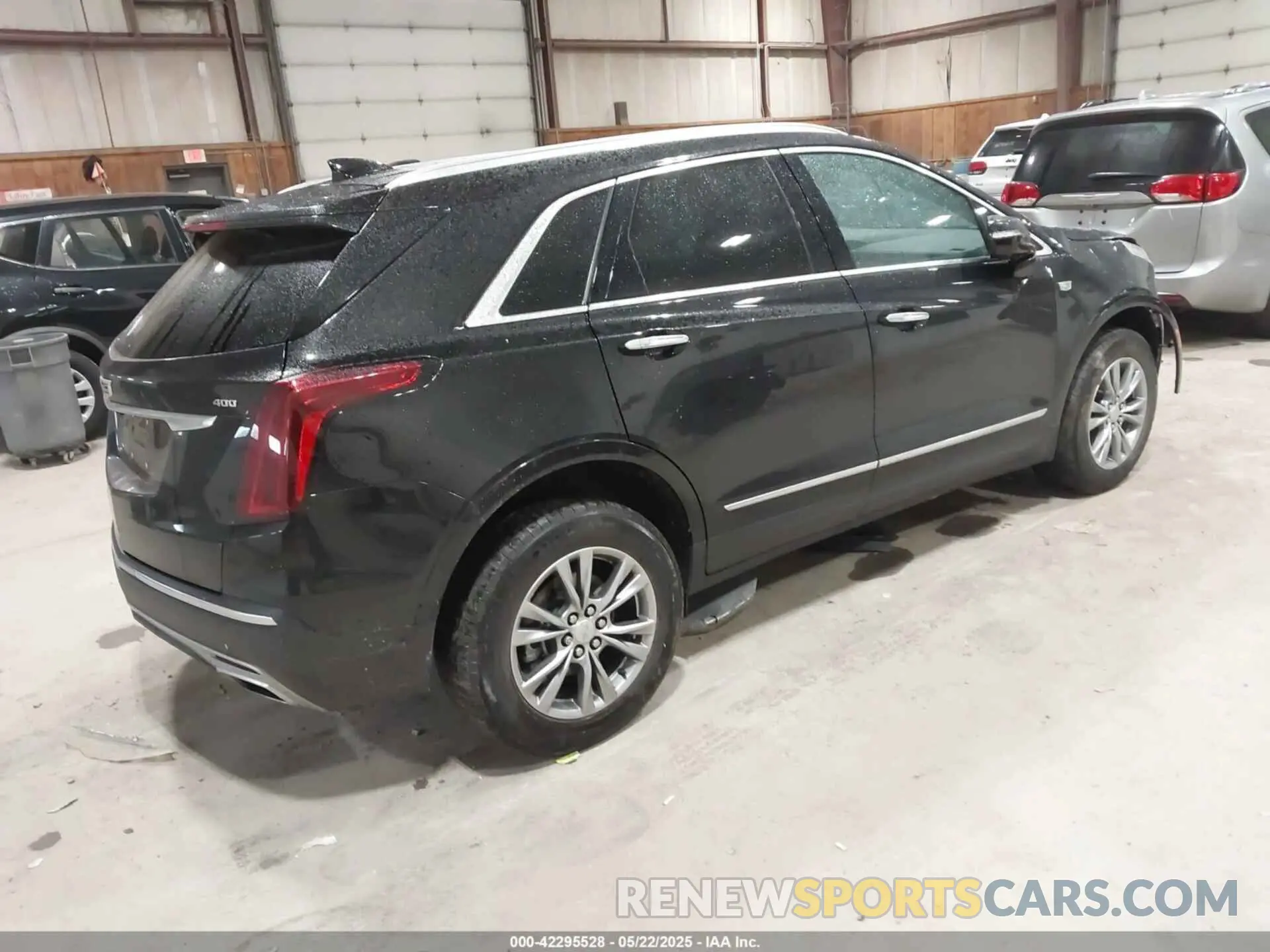 4 Photograph of a damaged car 1GYKNDRS8NZ163725 CADILLAC XT5 2022