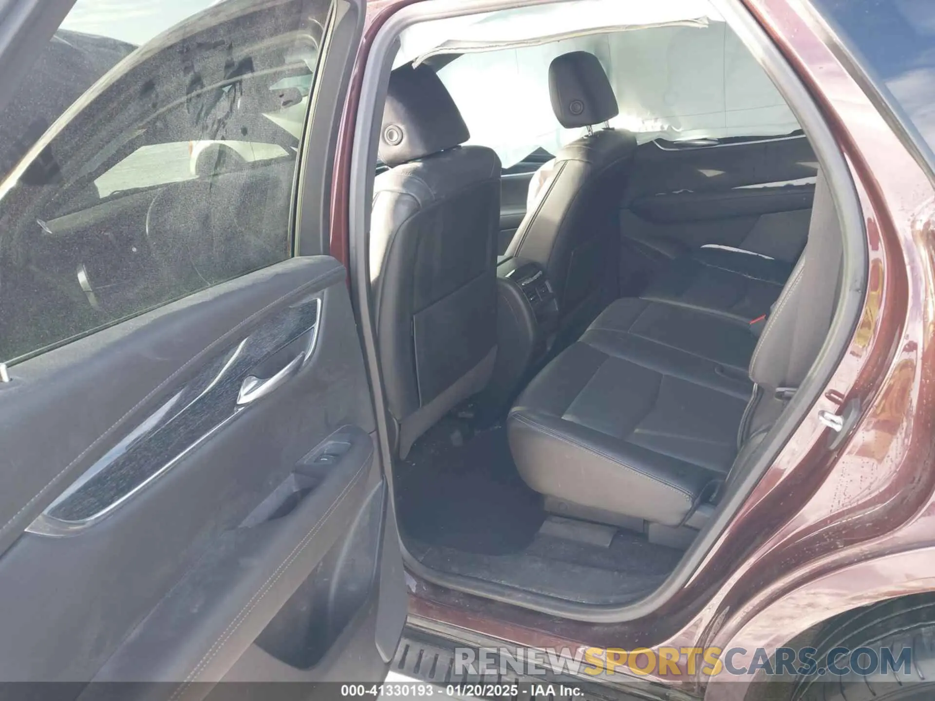 8 Фотография поврежденного автомобиля 1GYKNDRS9NZ128658 CADILLAC XT5 2022