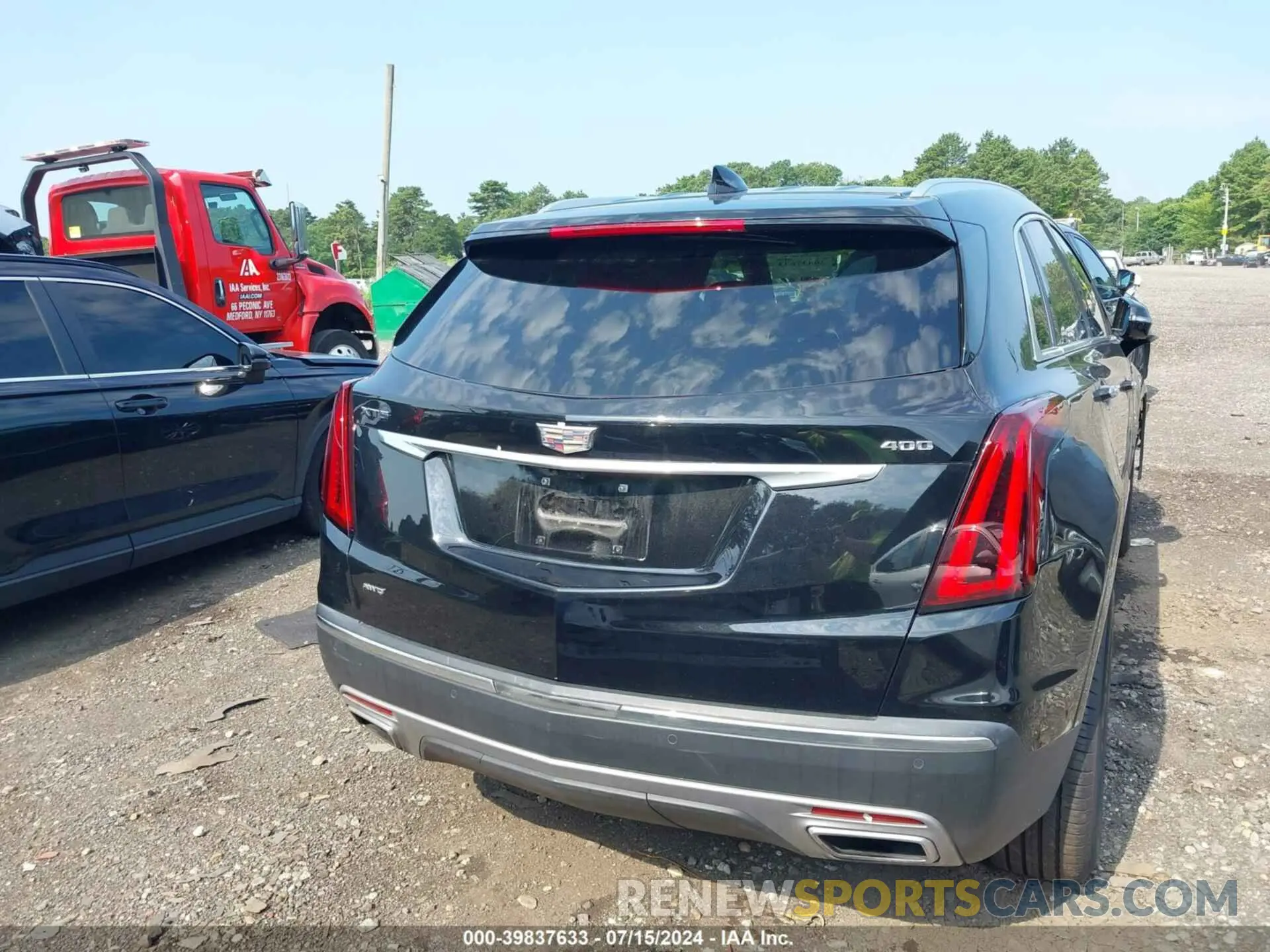 16 Photograph of a damaged car 1GYKNDRS9NZ153897 CADILLAC XT5 2022