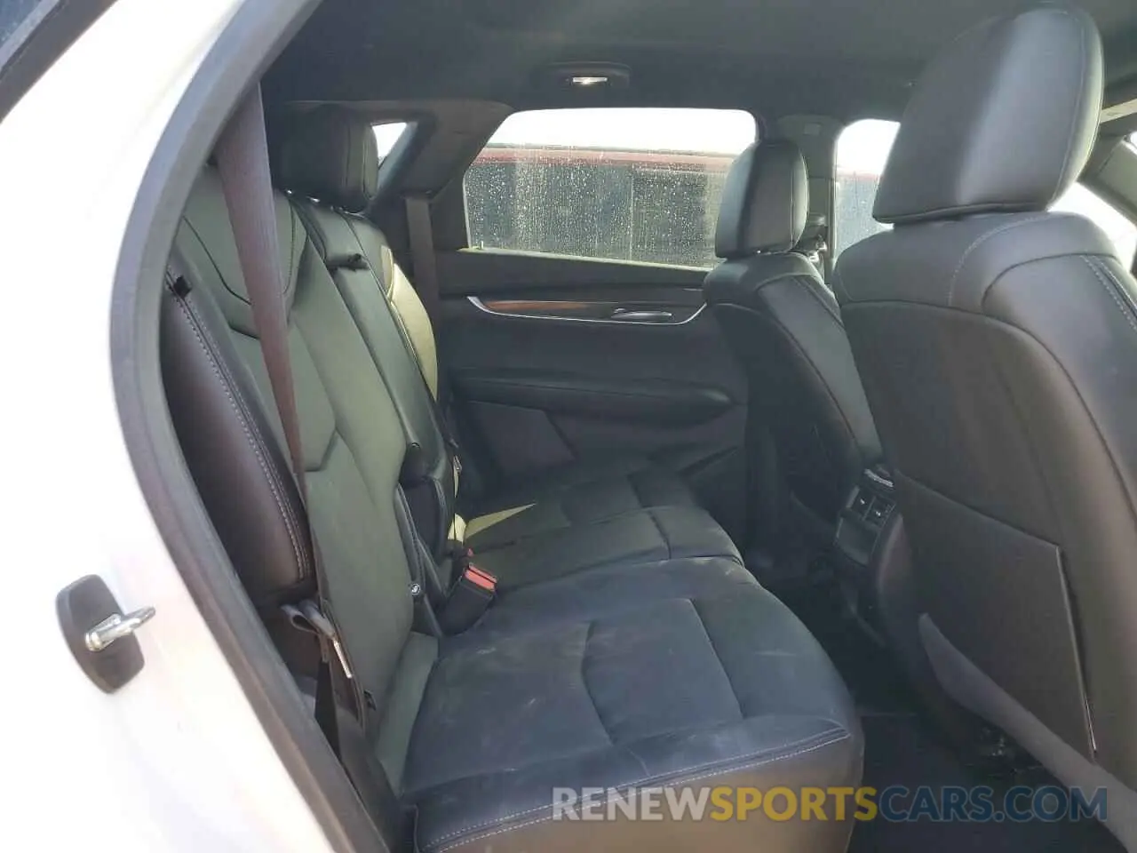 11 Фотография поврежденного автомобиля 1GYKNGRS3NZ154528 CADILLAC XT5 2022