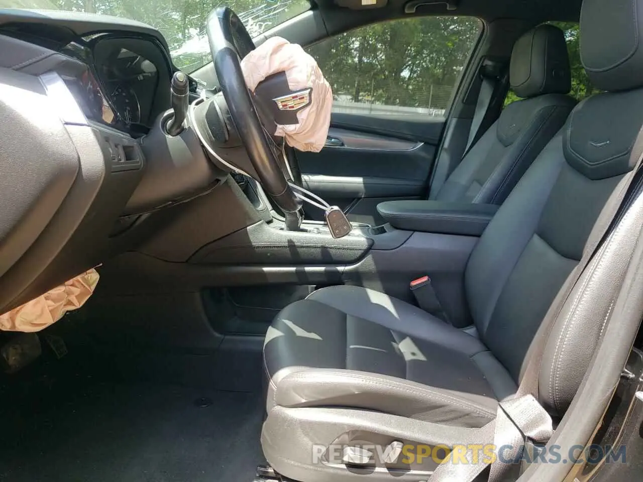 7 Фотография поврежденного автомобиля 1GYKNAR46PZ106118 CADILLAC XT5 2023