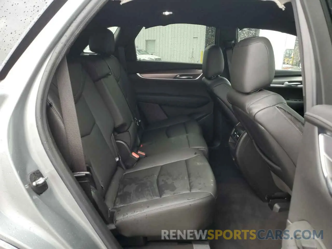 11 Photograph of a damaged car 1GYKNAR47PZ144988 CADILLAC XT5 2023