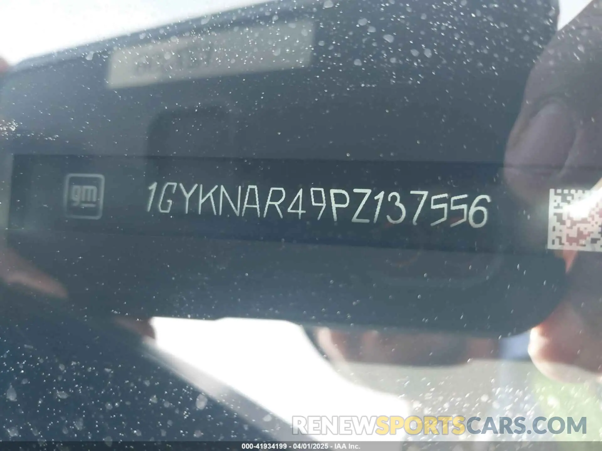 9 Фотография поврежденного автомобиля 1GYKNAR49PZ137556 CADILLAC XT5 2023