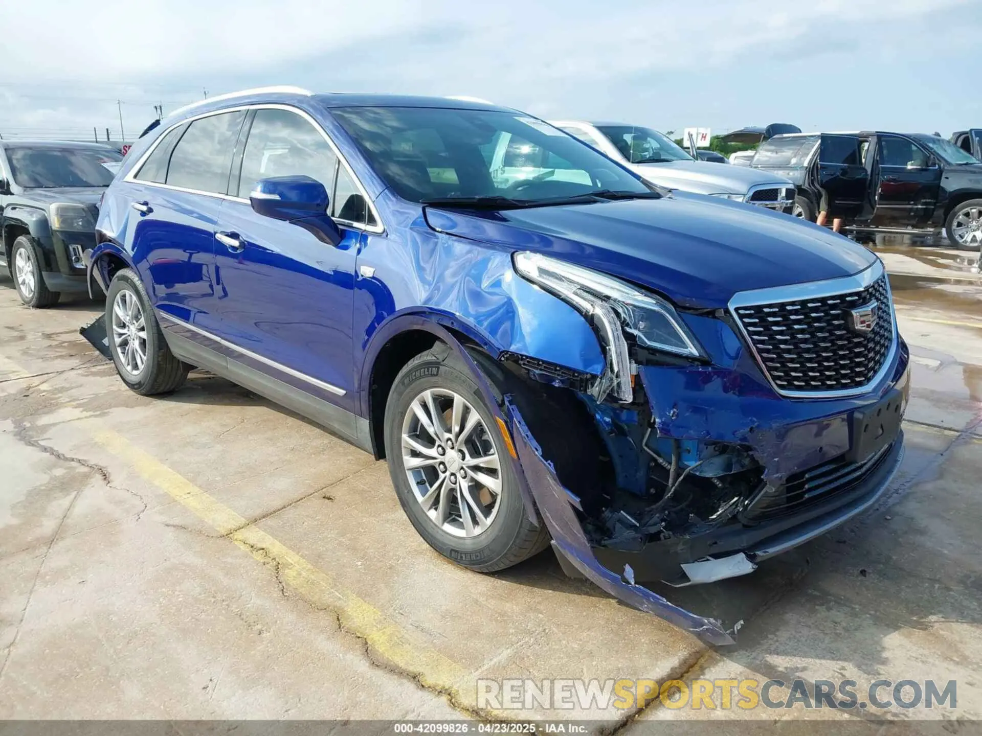 1 Фотография поврежденного автомобиля 1GYKNCRS4PZ151486 CADILLAC XT5 2023