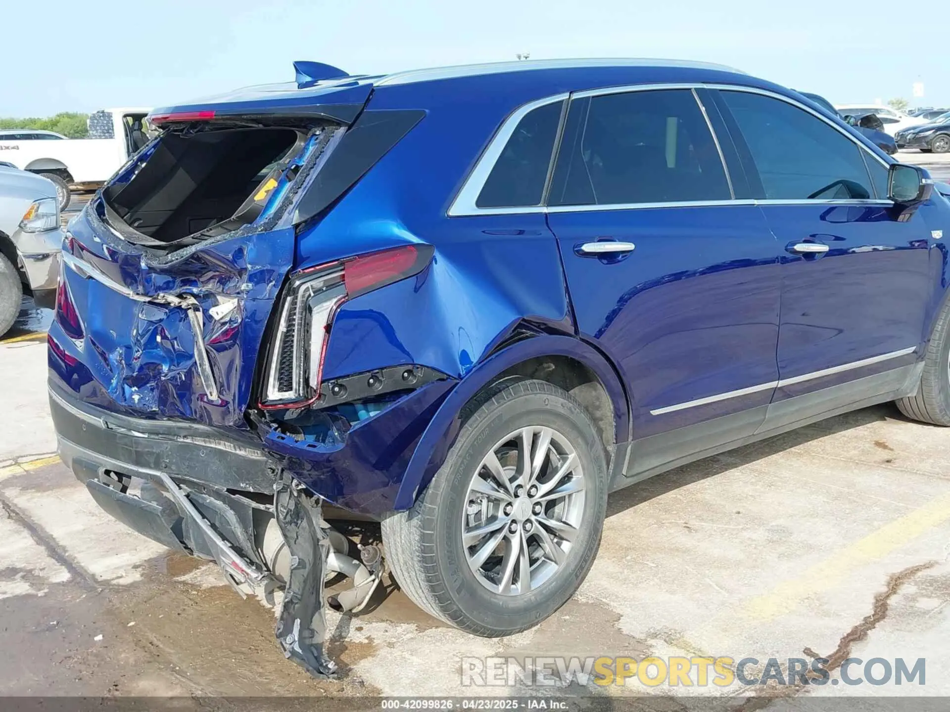 17 Фотография поврежденного автомобиля 1GYKNCRS4PZ151486 CADILLAC XT5 2023