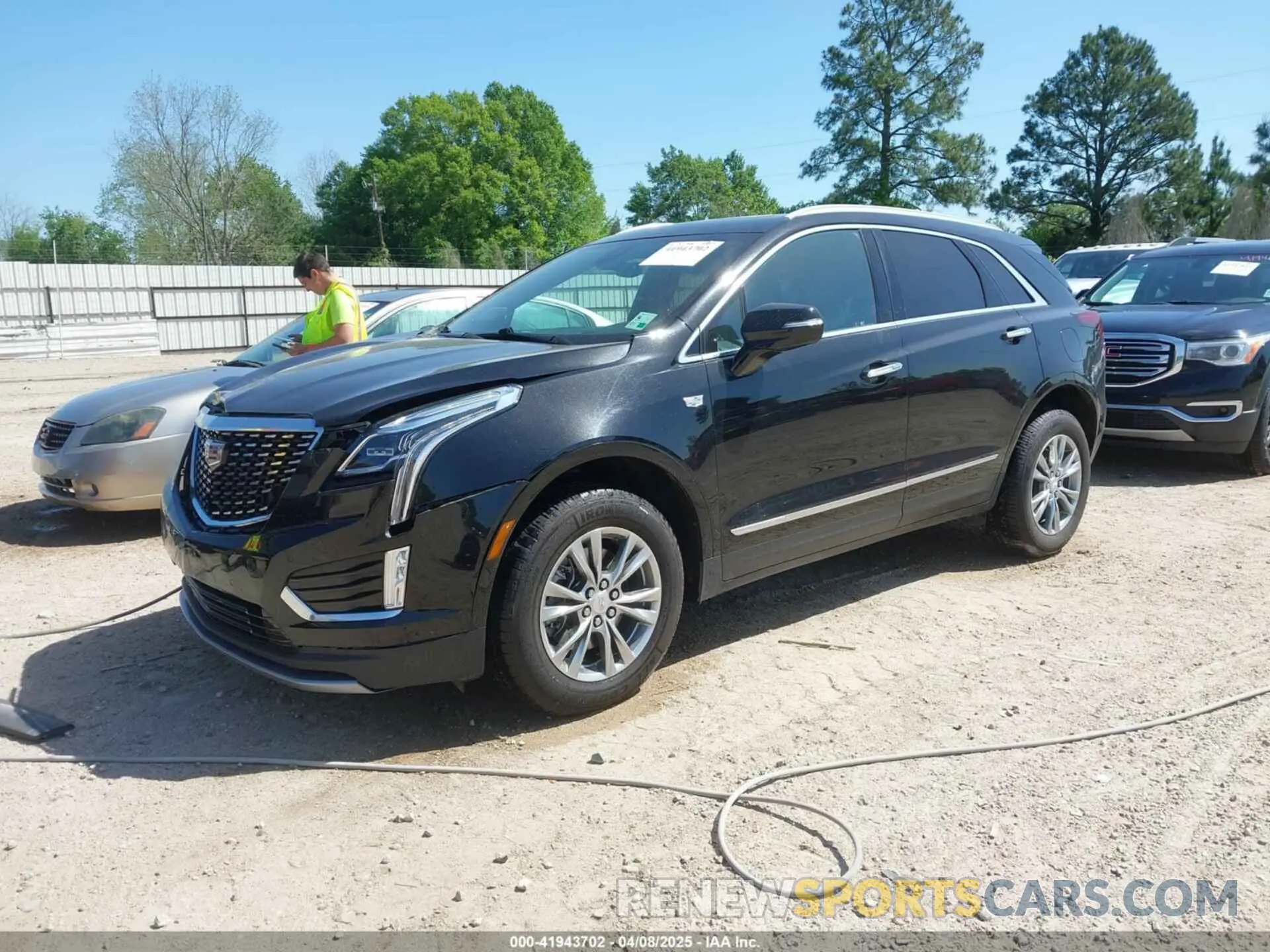 2 Фотография поврежденного автомобиля 1GYKNCRSXPZ147605 CADILLAC XT5 2023