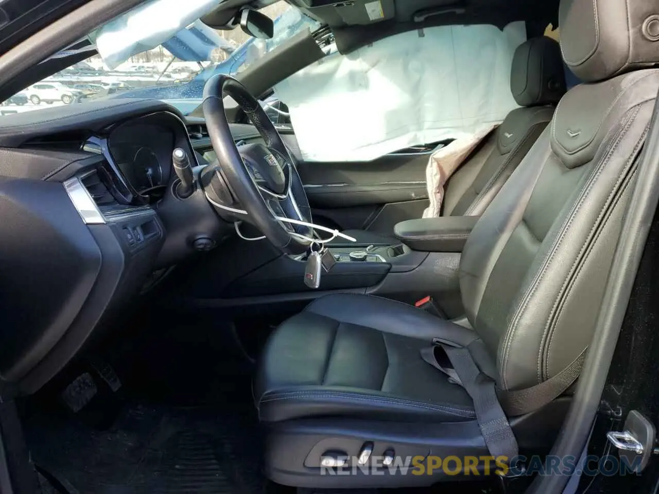 7 Photograph of a damaged car 1GYKNDR40PZ136894 CADILLAC XT5 2023