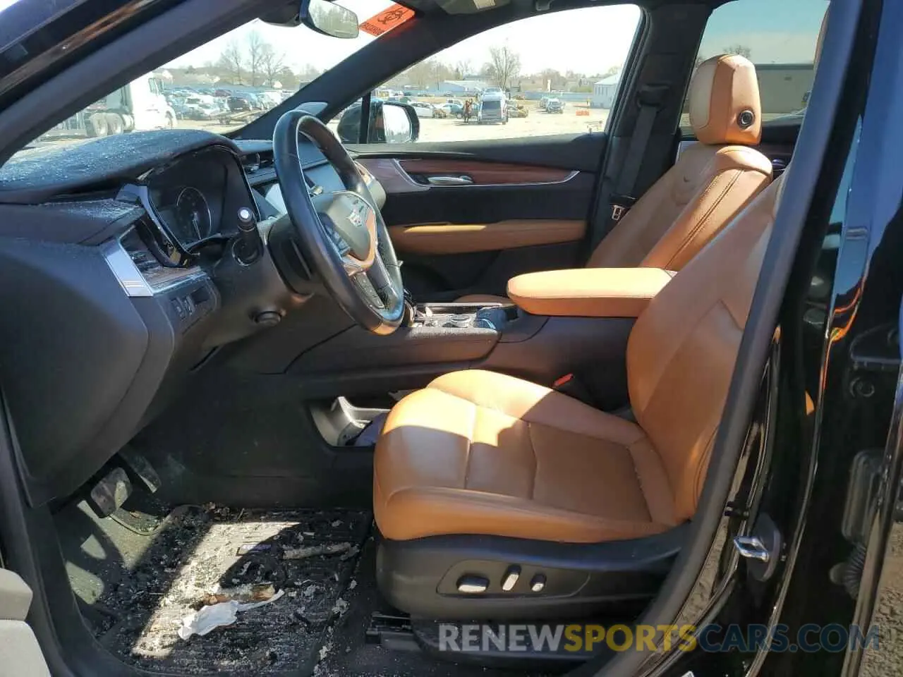 7 Фотография поврежденного автомобиля 1GYKNDR42PZ192562 CADILLAC XT5 2023
