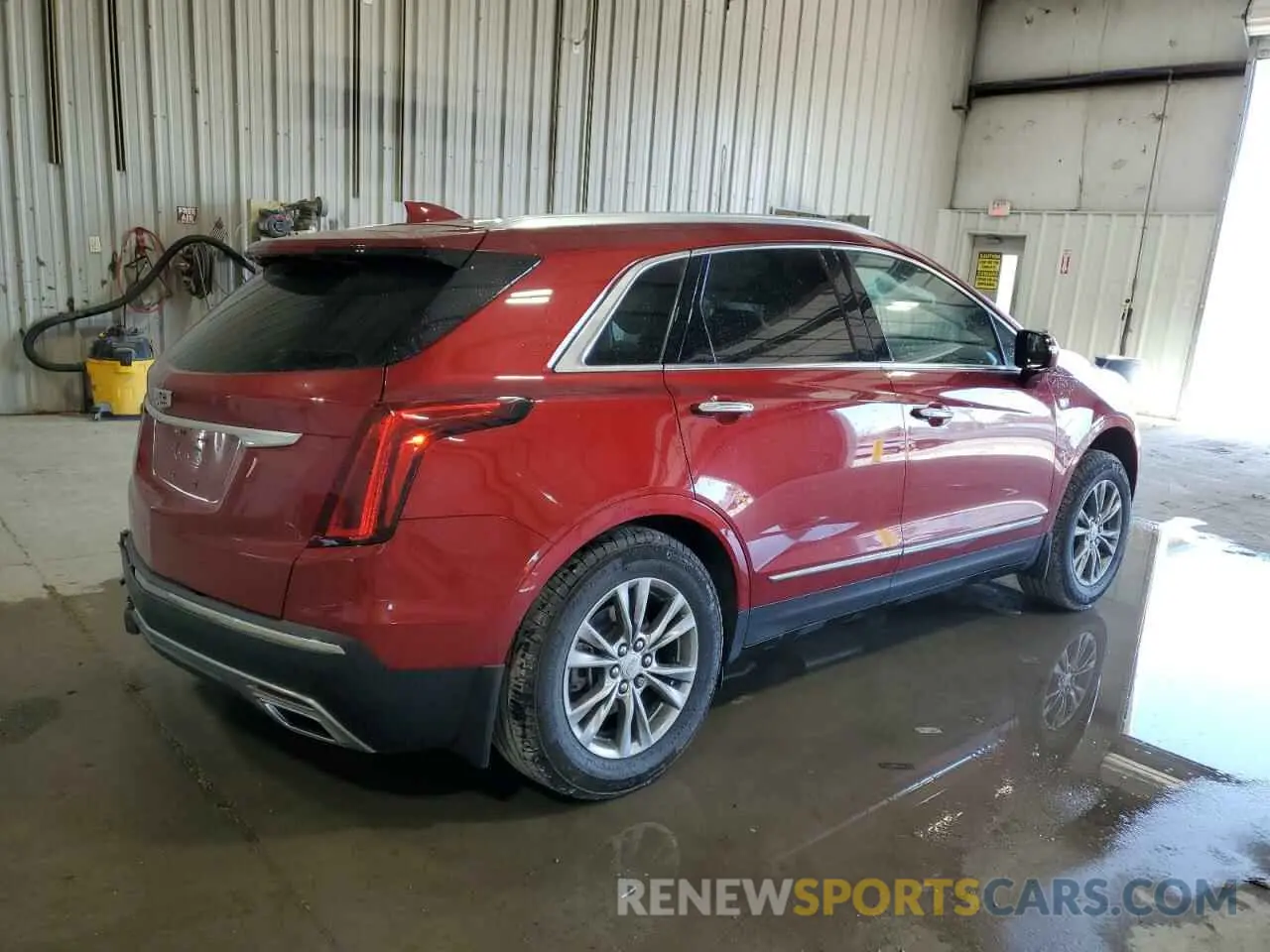 3 Фотография поврежденного автомобиля 1GYKNDR45PZ161788 CADILLAC XT5 2023