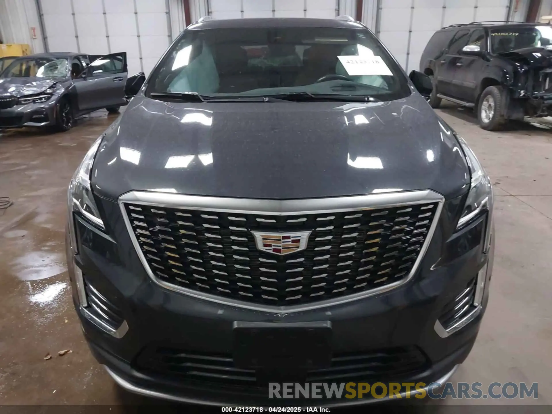 12 Фотография поврежденного автомобиля 1GYKNDRS2PZ122350 CADILLAC XT5 2023