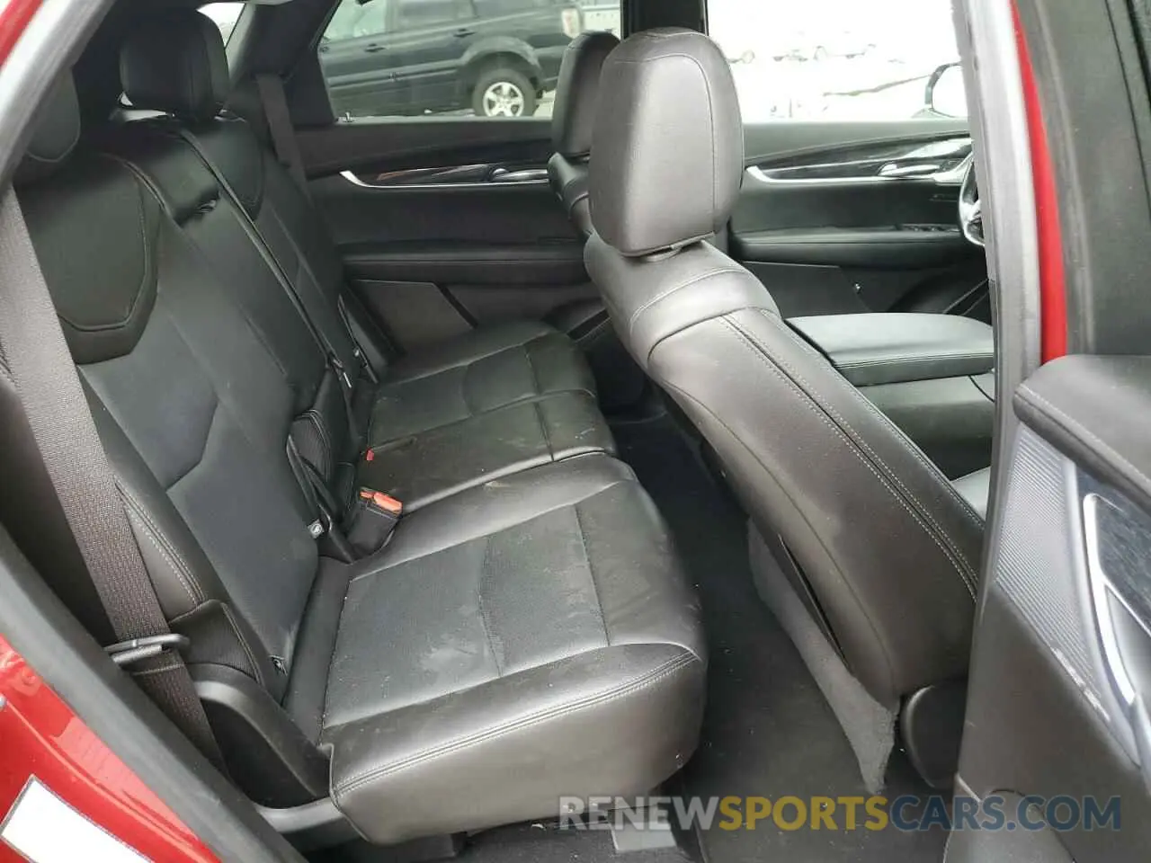 11 Photograph of a damaged car 1GYKNDRS2PZ155834 CADILLAC XT5 2023