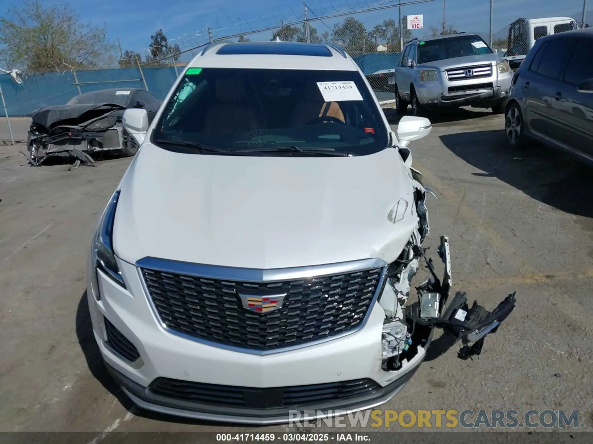 11 Photograph of a damaged car 1GYKNDRS4PZ195431 CADILLAC XT5 2023