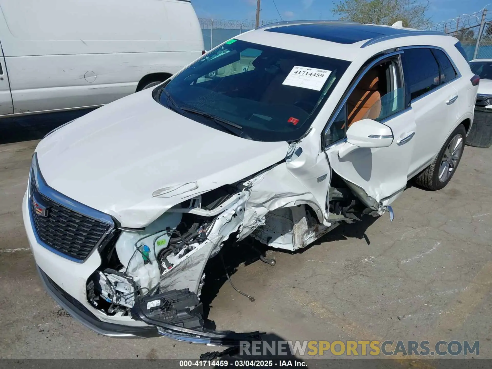 6 Photograph of a damaged car 1GYKNDRS4PZ195431 CADILLAC XT5 2023