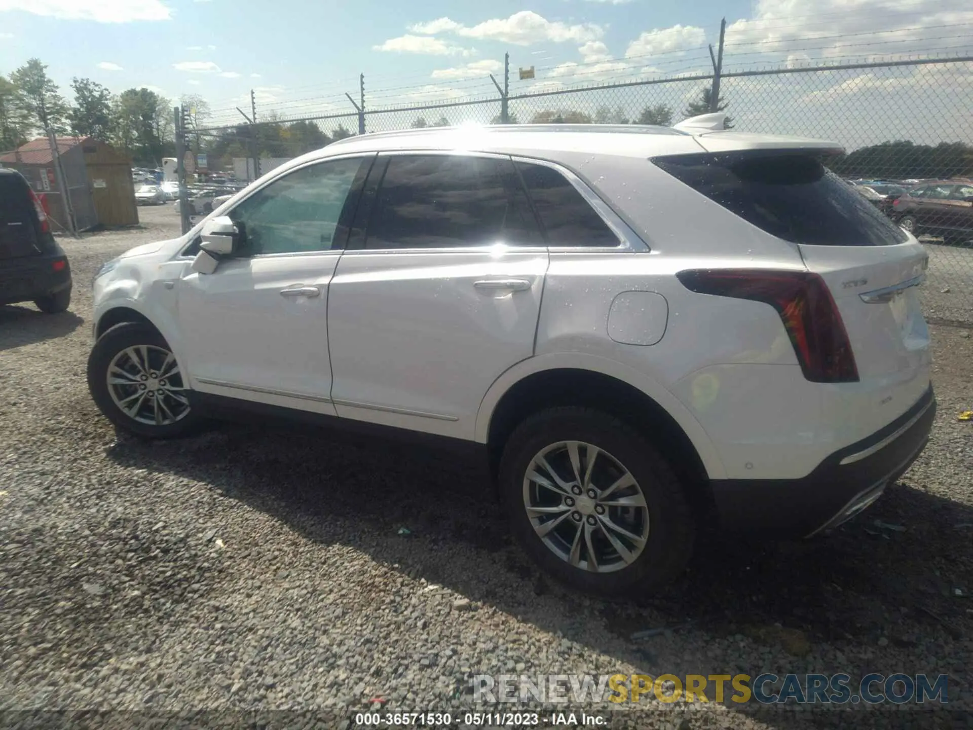 3 Фотография поврежденного автомобиля 1GYKNDRS5PZ141071 CADILLAC XT5 2023