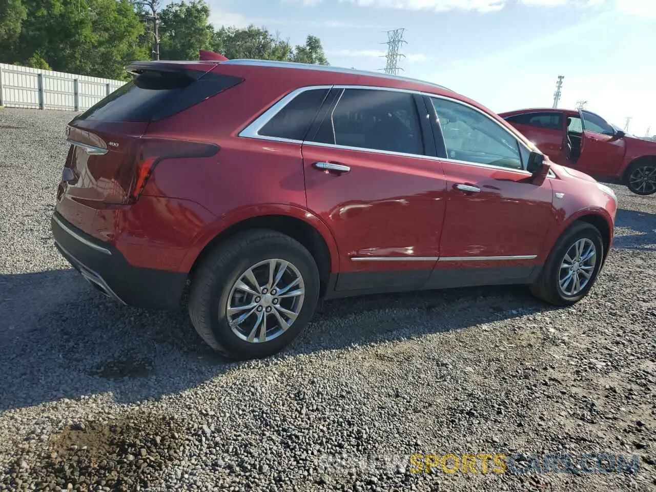 3 Photograph of a damaged car 1GYKNDRS5PZ142799 CADILLAC XT5 2023