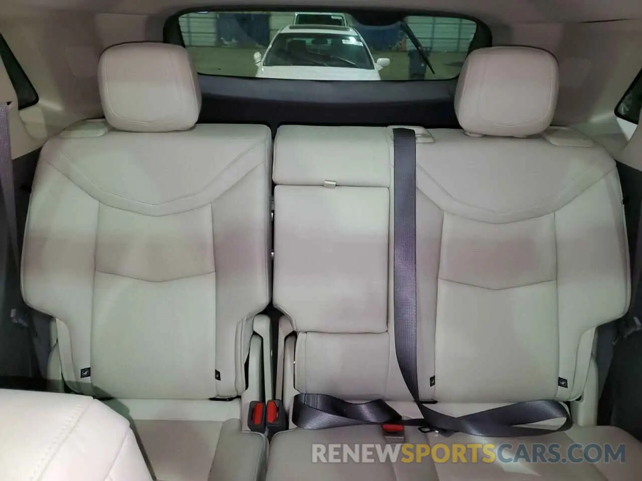 10 Photograph of a damaged car 1GYKNDRS6PZ137806 CADILLAC XT5 2023