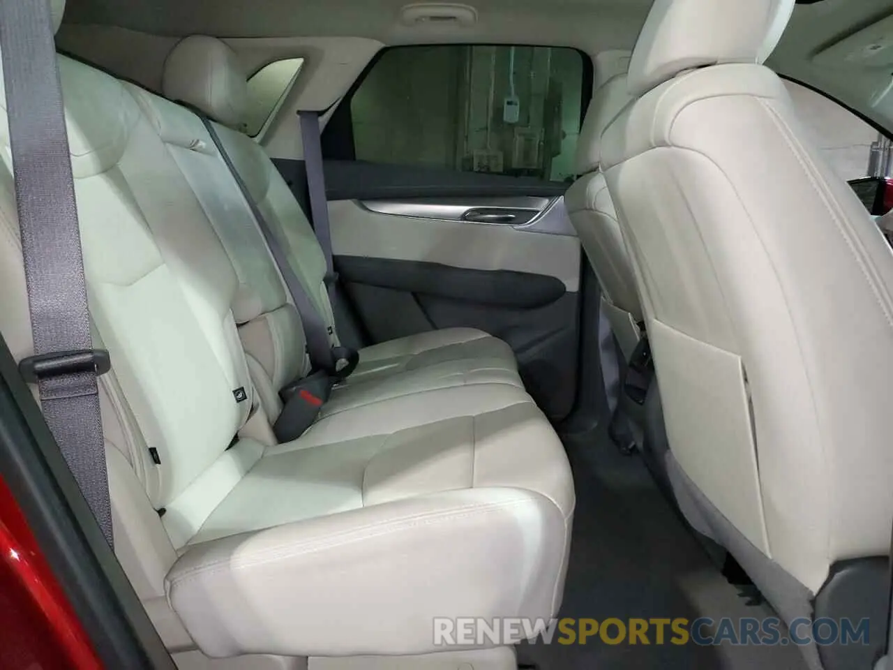 11 Photograph of a damaged car 1GYKNDRS6PZ137806 CADILLAC XT5 2023