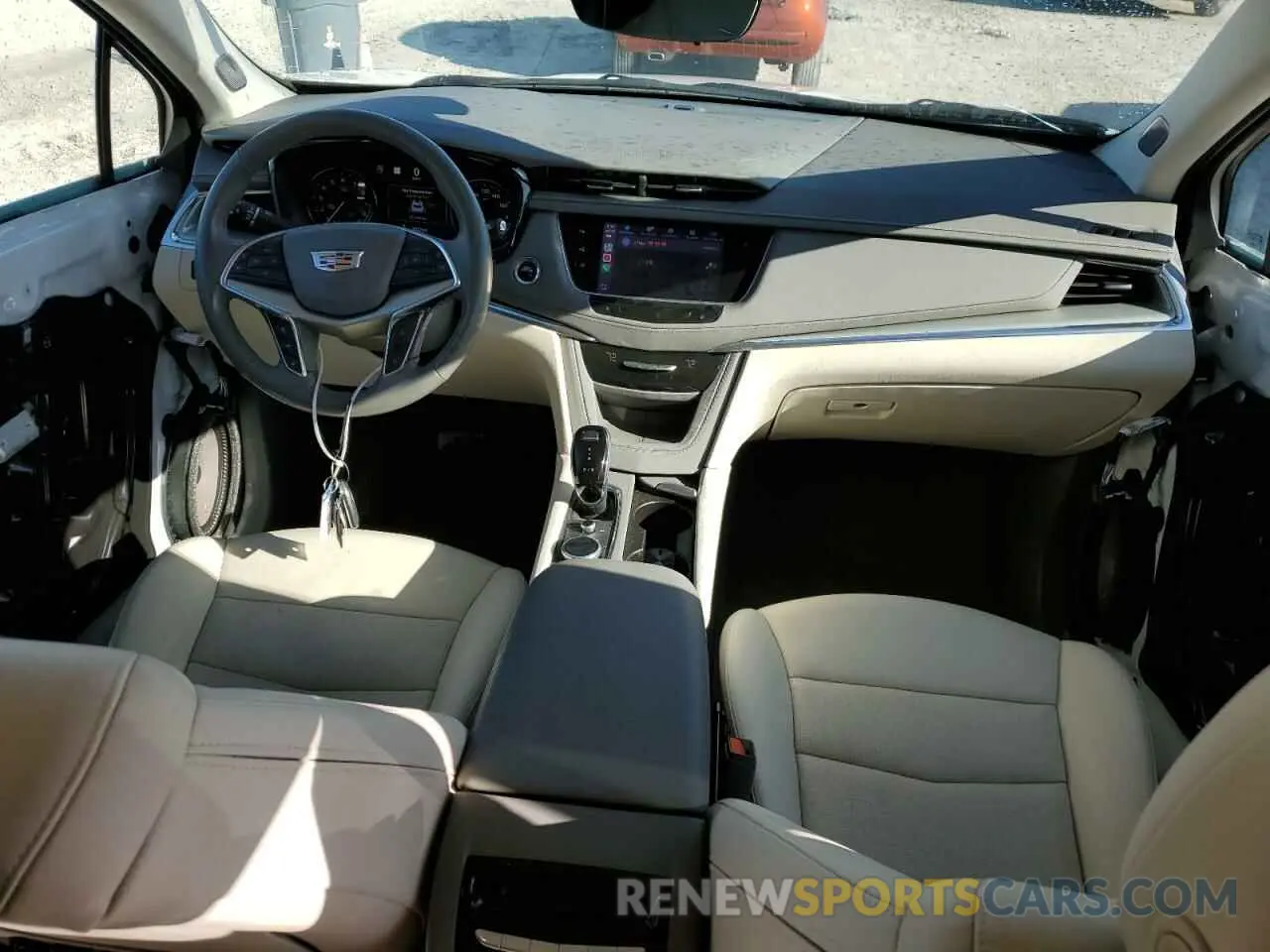8 Фотография поврежденного автомобиля 1GYKNDRS8PZ135295 CADILLAC XT5 2023