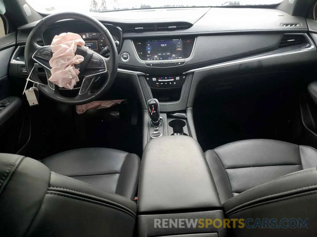 8 Photograph of a damaged car 1GYKNDRS9PZ214619 CADILLAC XT5 2023
