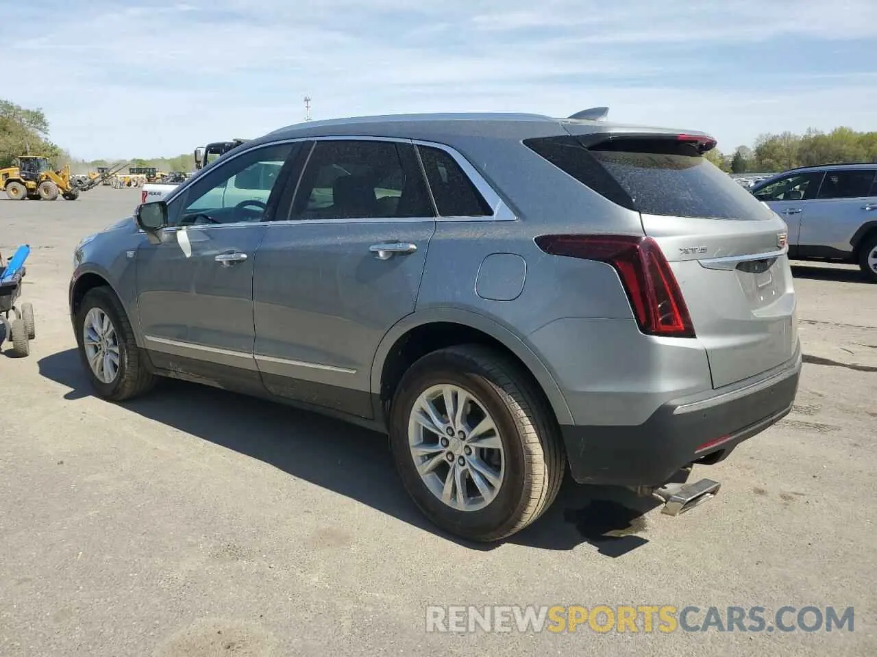2 Photograph of a damaged car 1GYKNAR45RZ719866 CADILLAC XT5 2024