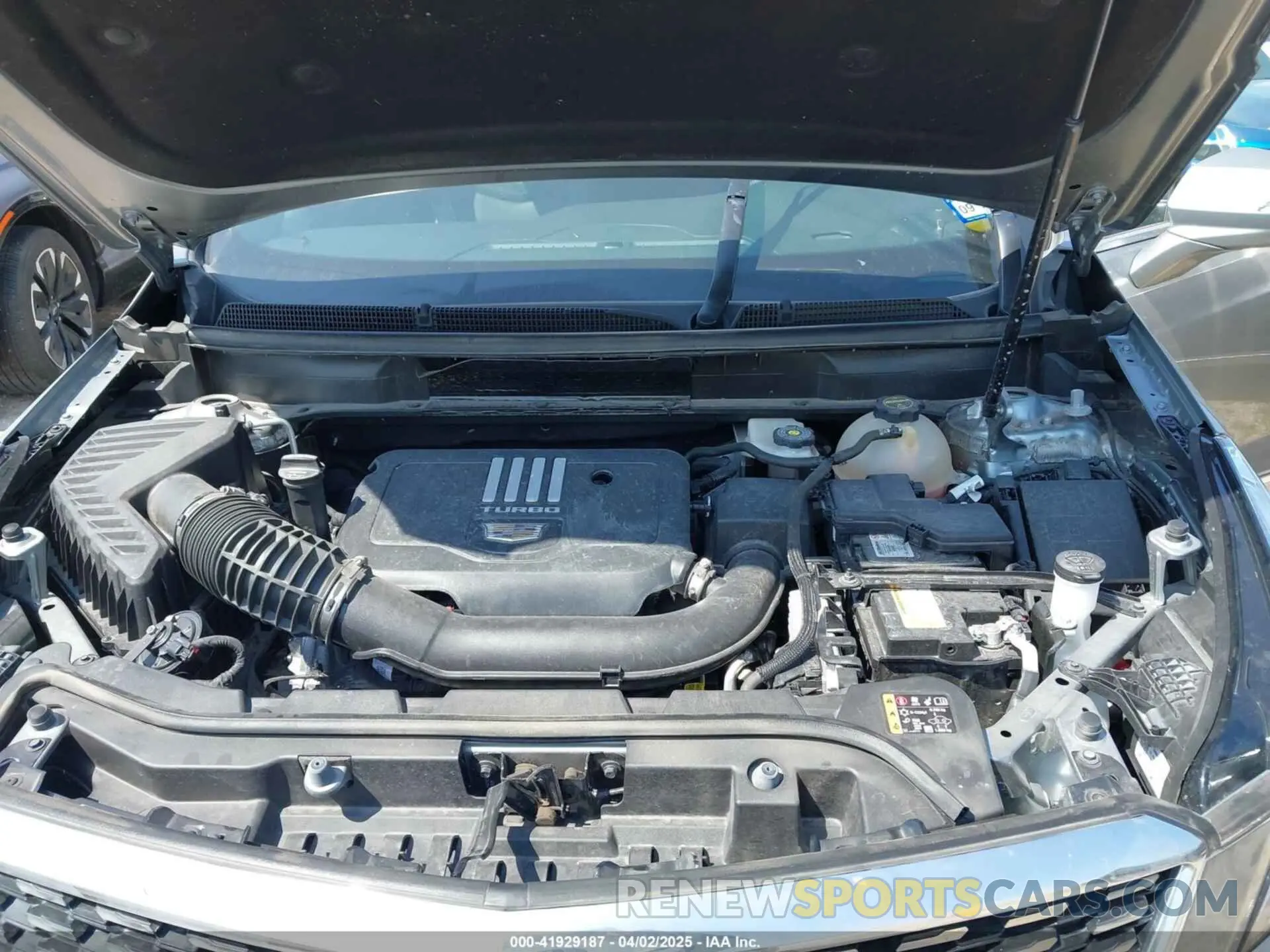10 Фотография поврежденного автомобиля 1GYKNAR47RZ745529 CADILLAC XT5 2024