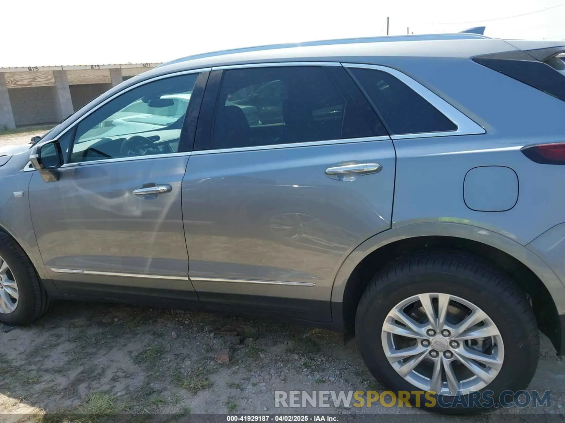 14 Фотография поврежденного автомобиля 1GYKNAR47RZ745529 CADILLAC XT5 2024