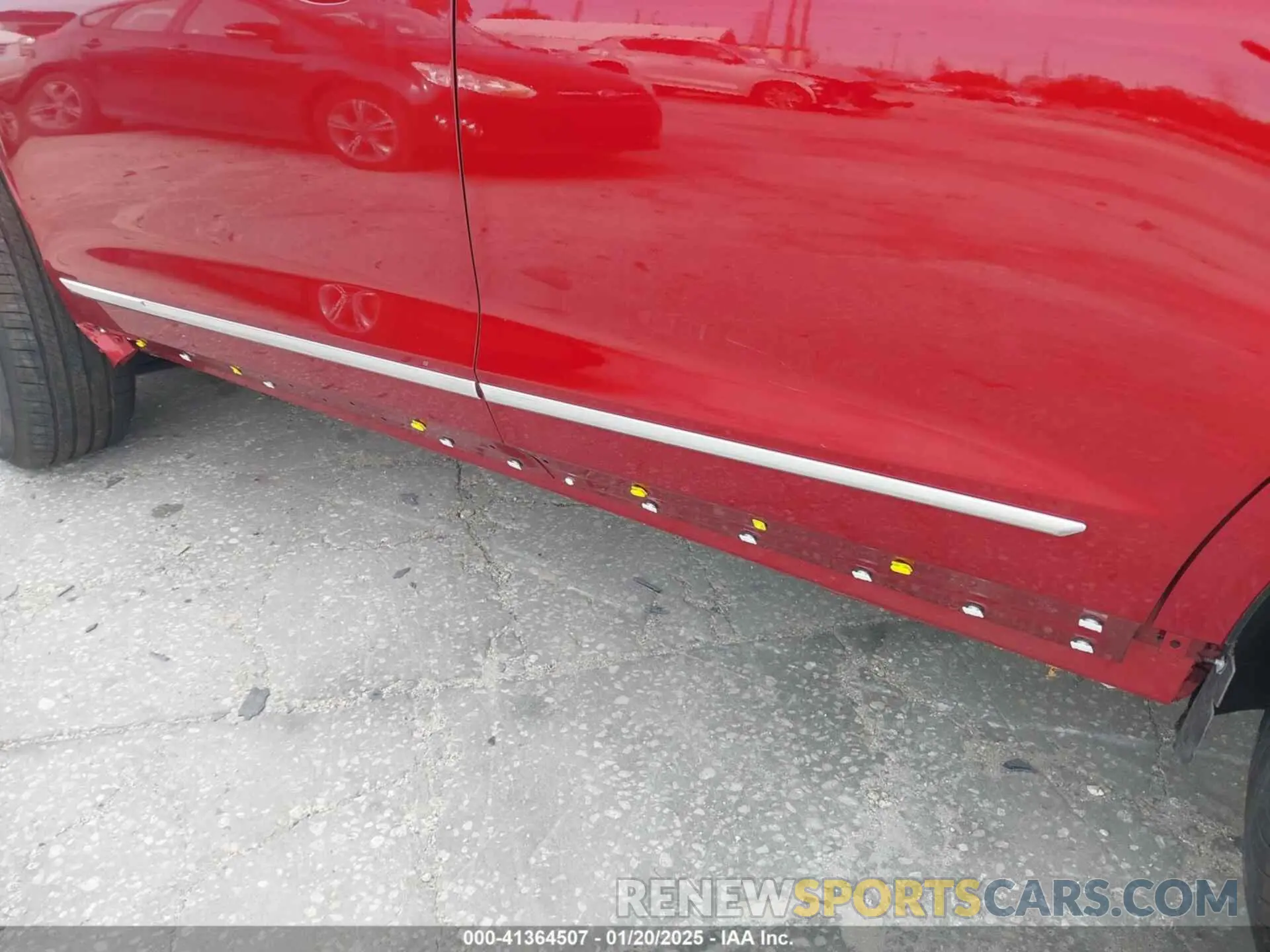 19 Фотография поврежденного автомобиля 1GYKNAR48RZ716976 CADILLAC XT5 2024