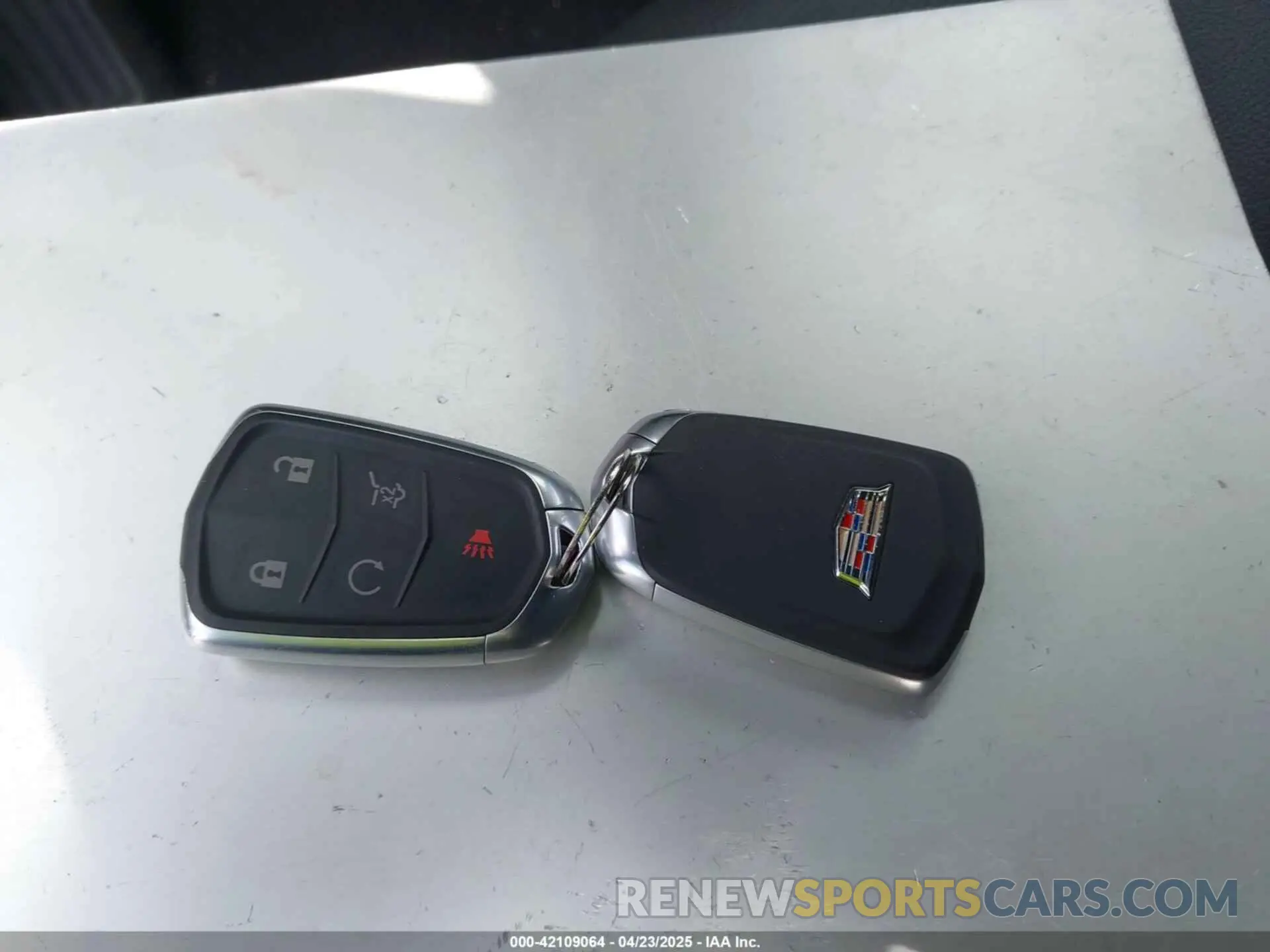 11 Photograph of a damaged car 1GYKNBR41RZ755169 CADILLAC XT5 2024