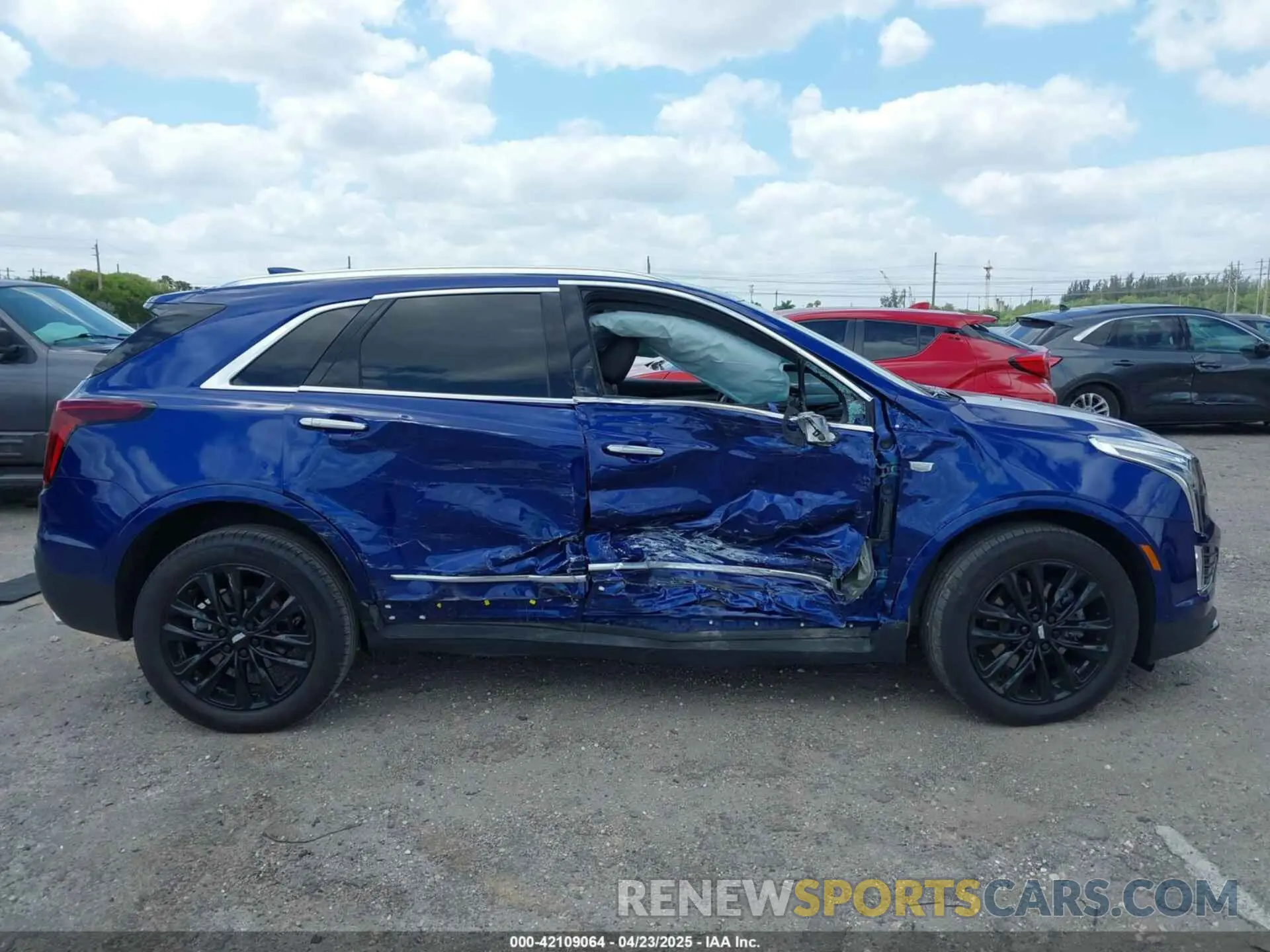 13 Photograph of a damaged car 1GYKNBR41RZ755169 CADILLAC XT5 2024