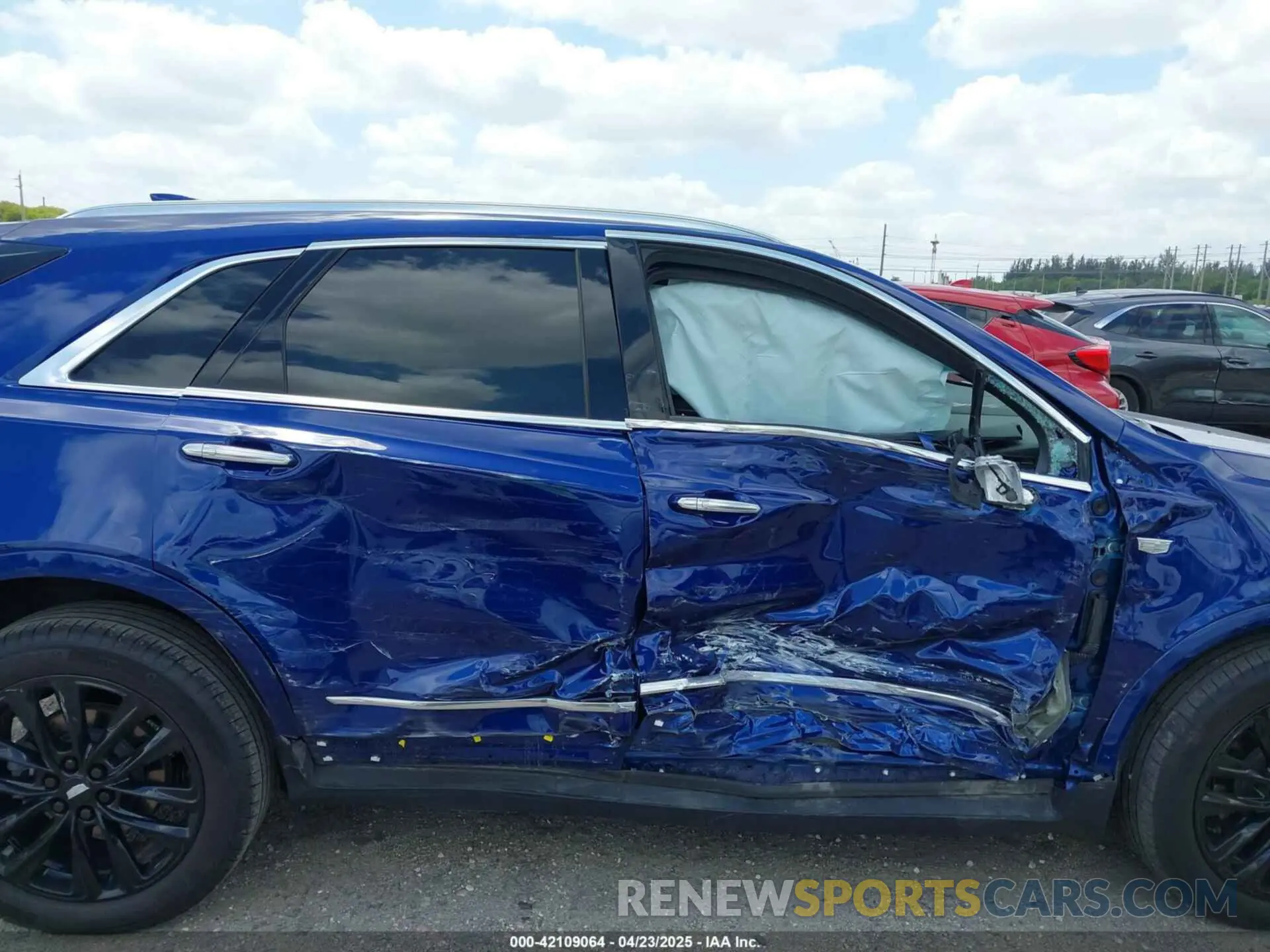 6 Photograph of a damaged car 1GYKNBR41RZ755169 CADILLAC XT5 2024