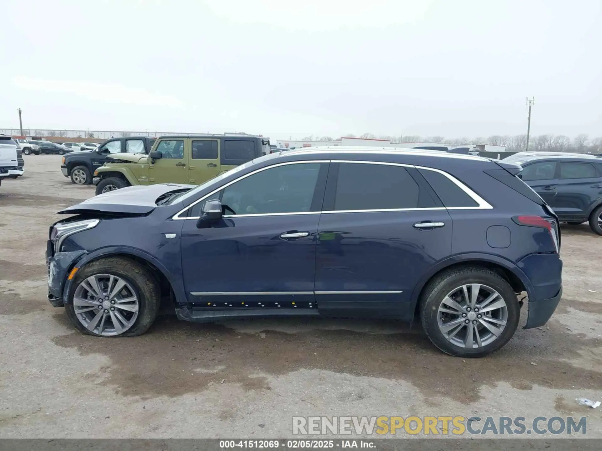 14 Photograph of a damaged car 1GYKNCR47RZ755652 CADILLAC XT5 2024