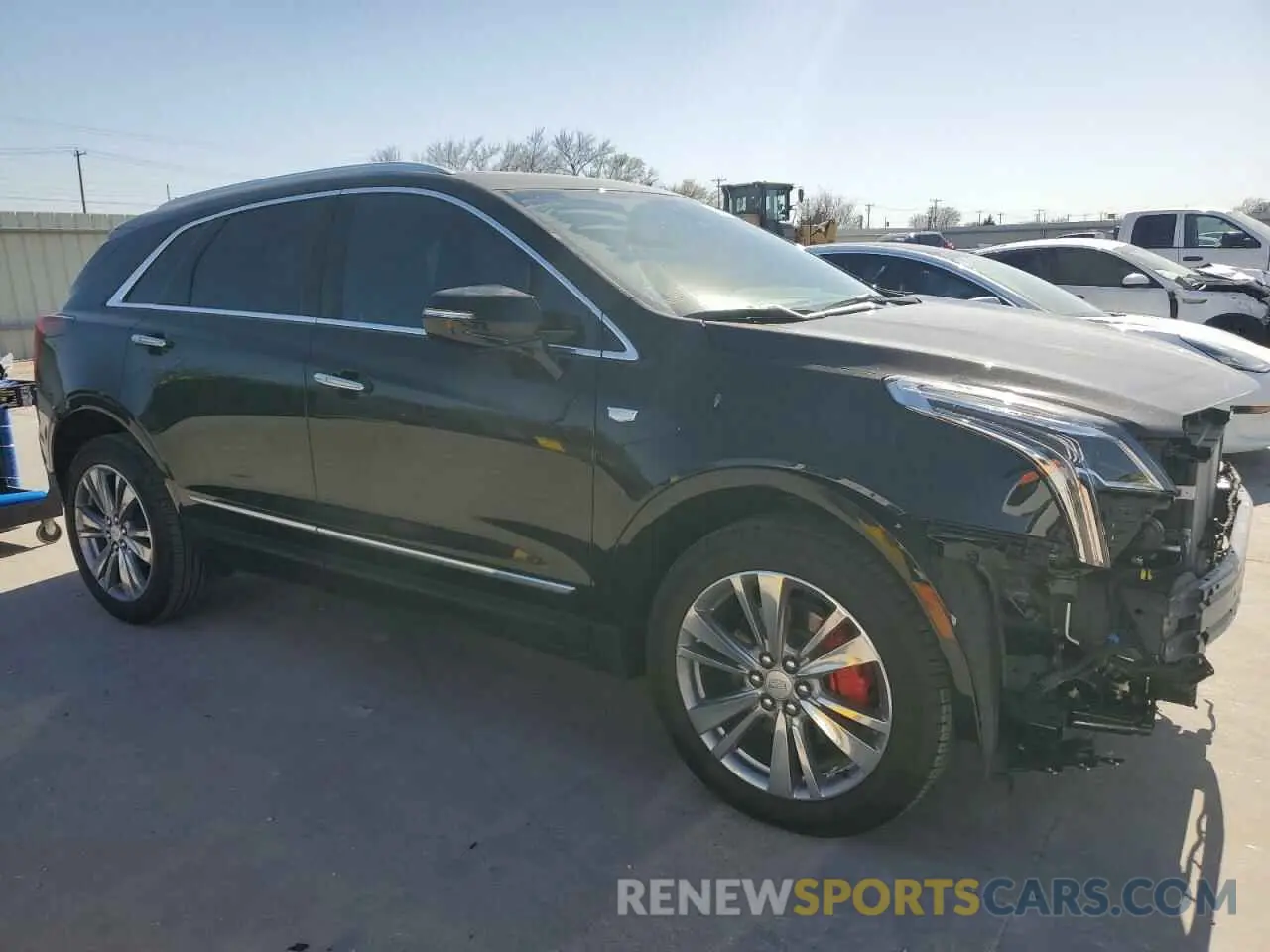 4 Фотография поврежденного автомобиля 1GYKNCR4XRZ705392 CADILLAC XT5 2024