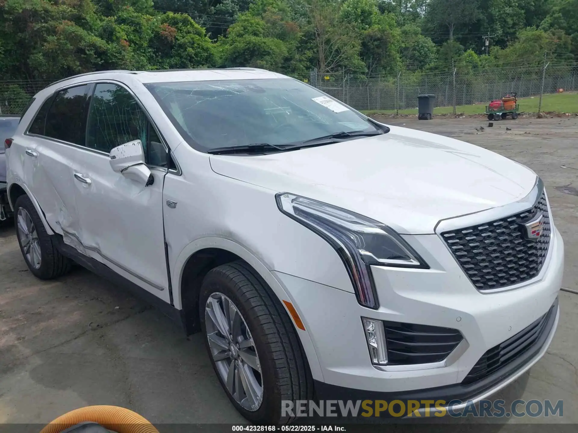 1 Фотография поврежденного автомобиля 1GYKNCRS4RZ720551 CADILLAC XT5 2024