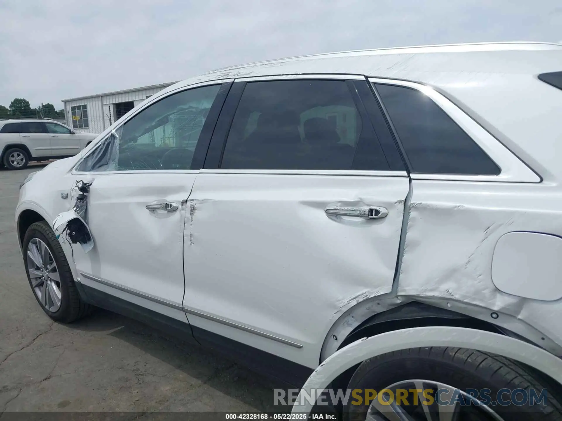 14 Фотография поврежденного автомобиля 1GYKNCRS4RZ720551 CADILLAC XT5 2024