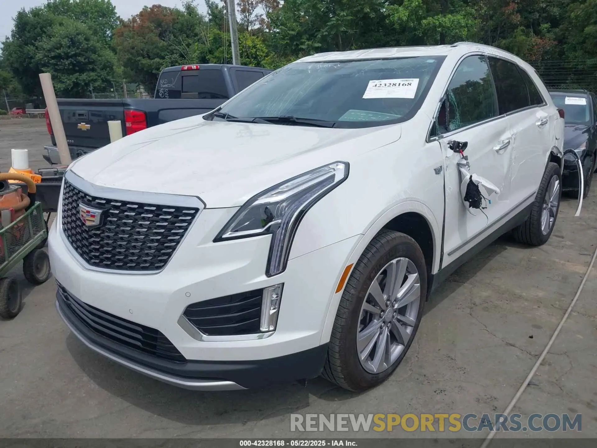 2 Фотография поврежденного автомобиля 1GYKNCRS4RZ720551 CADILLAC XT5 2024