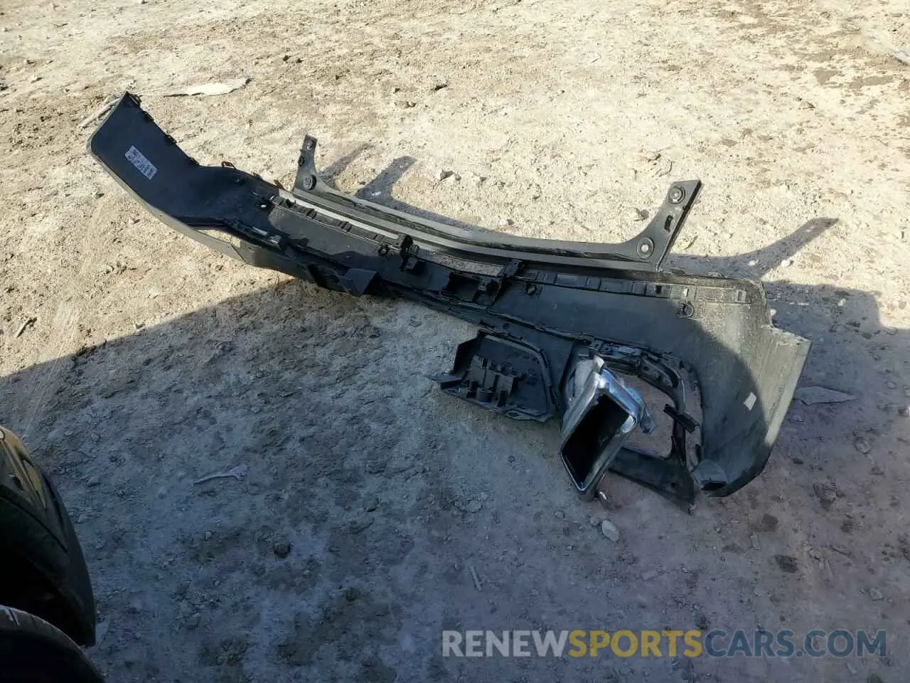 13 Photograph of a damaged car 1GYKNCRS6RZ718865 CADILLAC XT5 2024