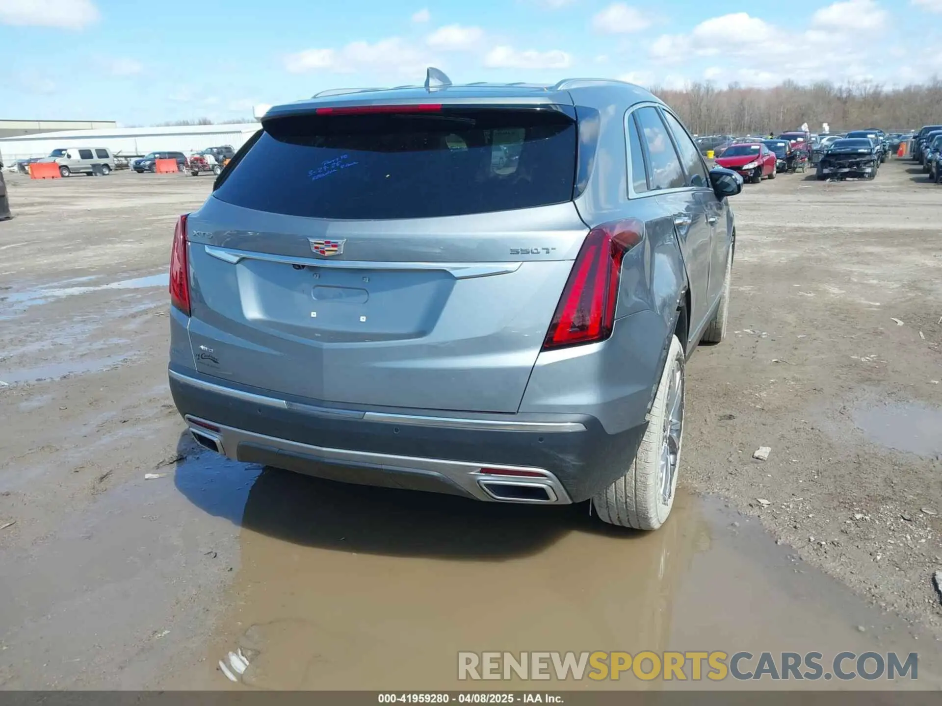 4 Photograph of a damaged car 1GYKNDR45RZ745997 CADILLAC XT5 2024