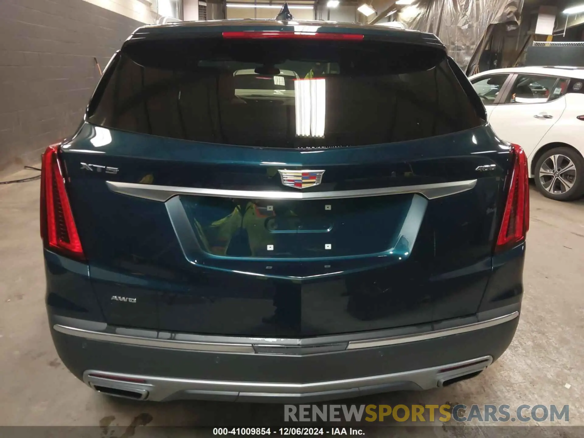 16 Photograph of a damaged car 1GYKNDRS0RZ736221 CADILLAC XT5 2024