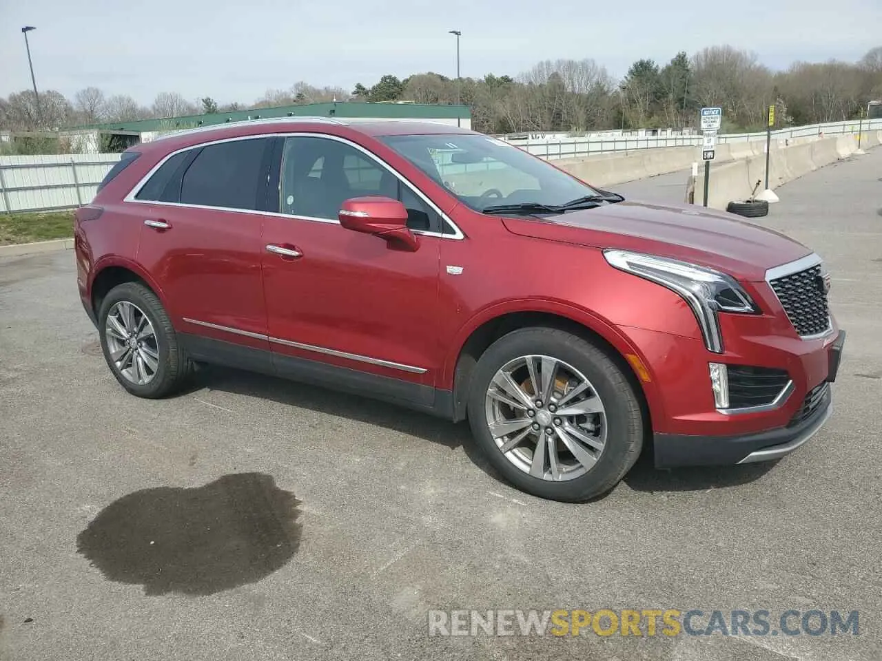4 Photograph of a damaged car 1GYKNDRS4RZ735475 CADILLAC XT5 2024