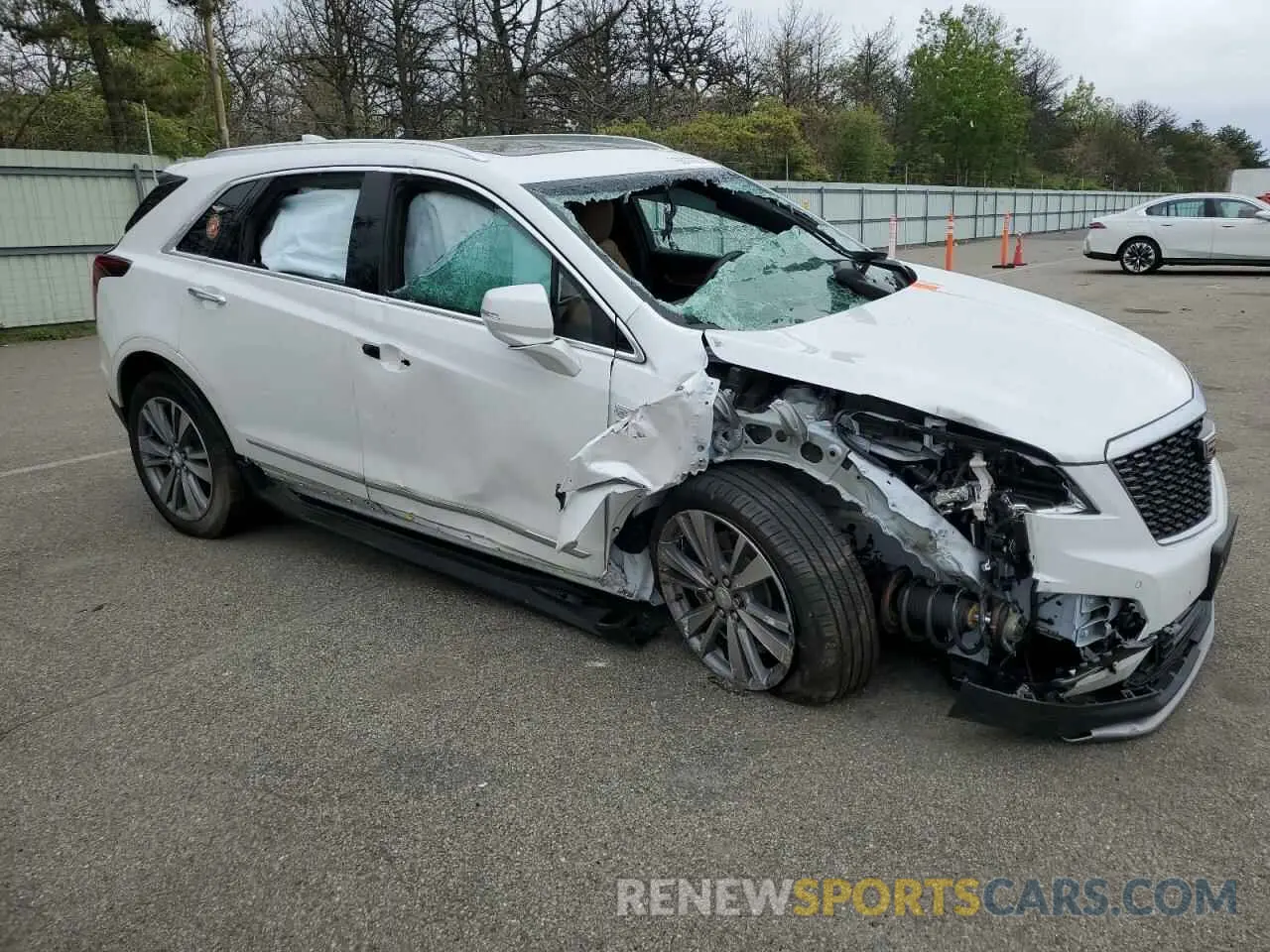 4 Фотография поврежденного автомобиля 1GYKNDRS9RZ736718 CADILLAC XT5 2024